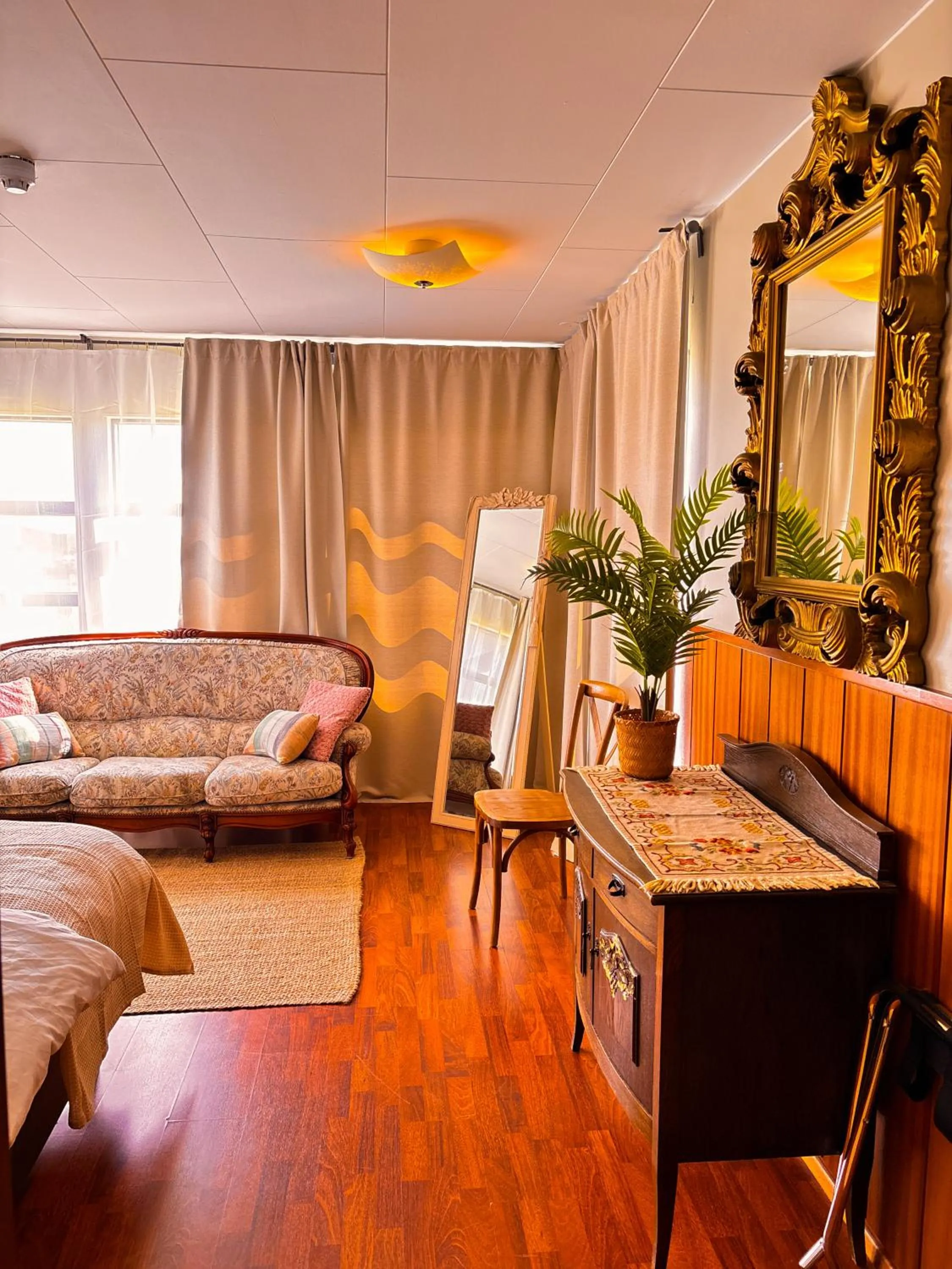 Seating area in Hotel Brú countryside