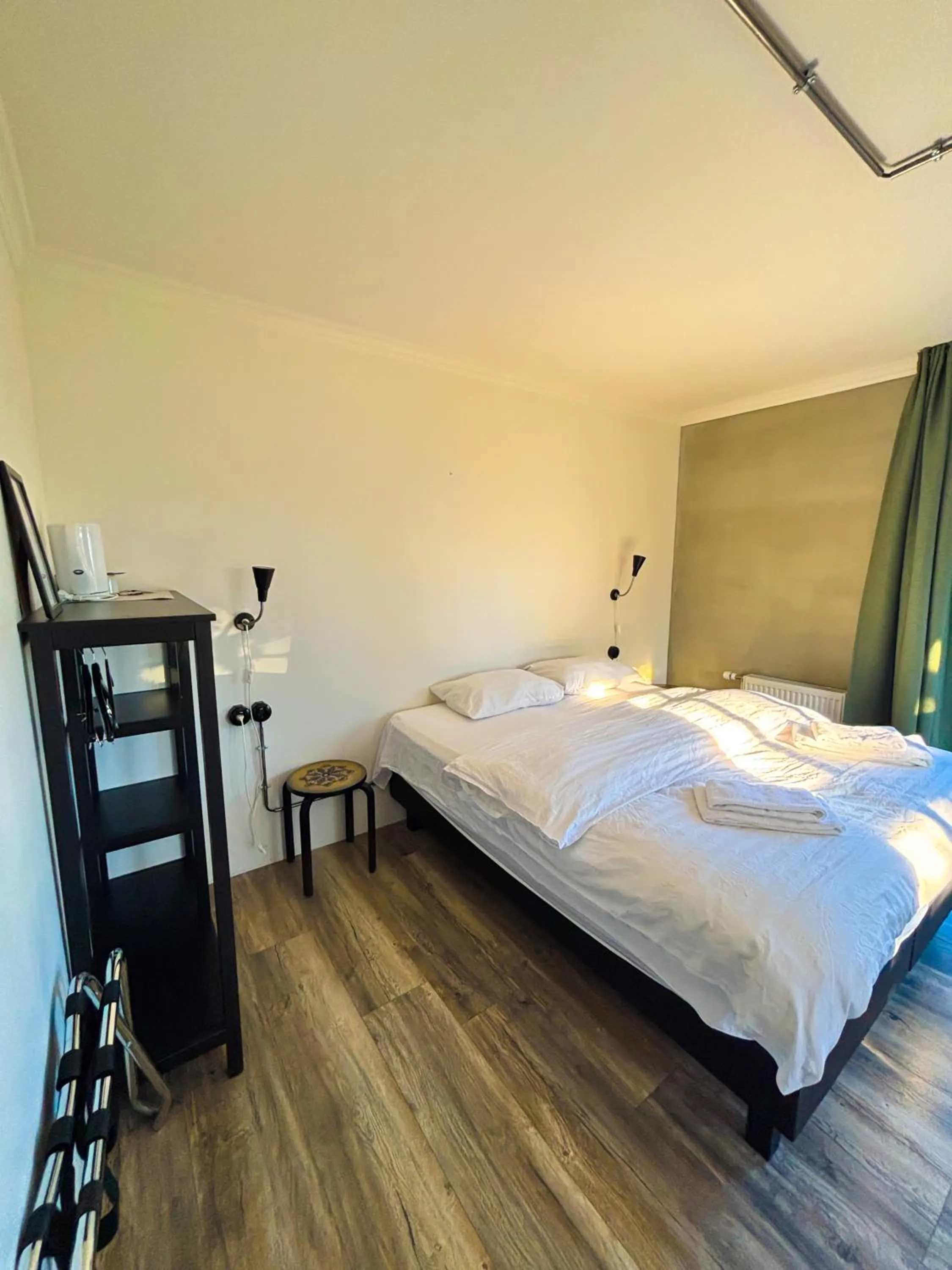 Bed in Hotel Brú countryside