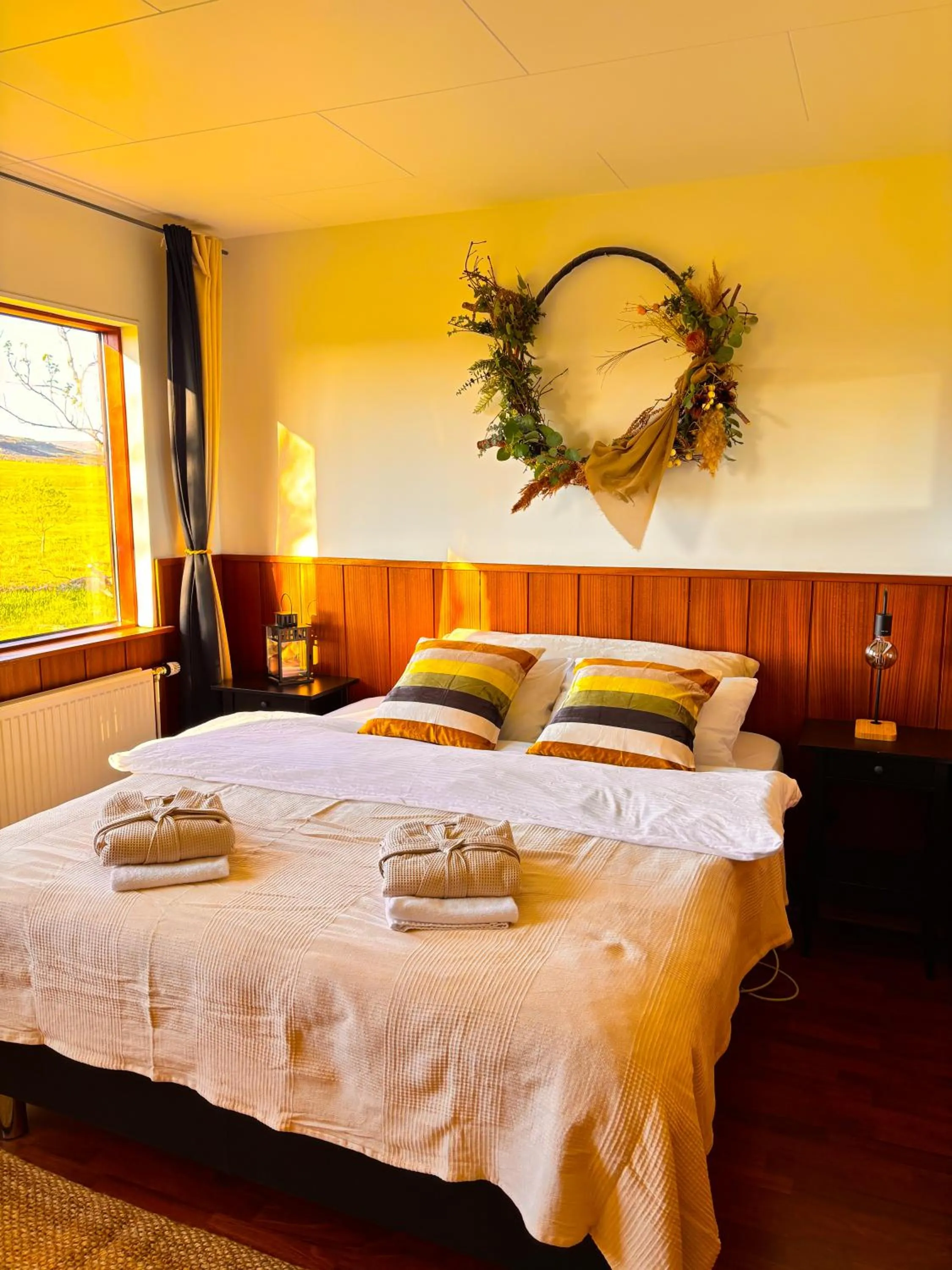 Bed in Hotel Brú countryside