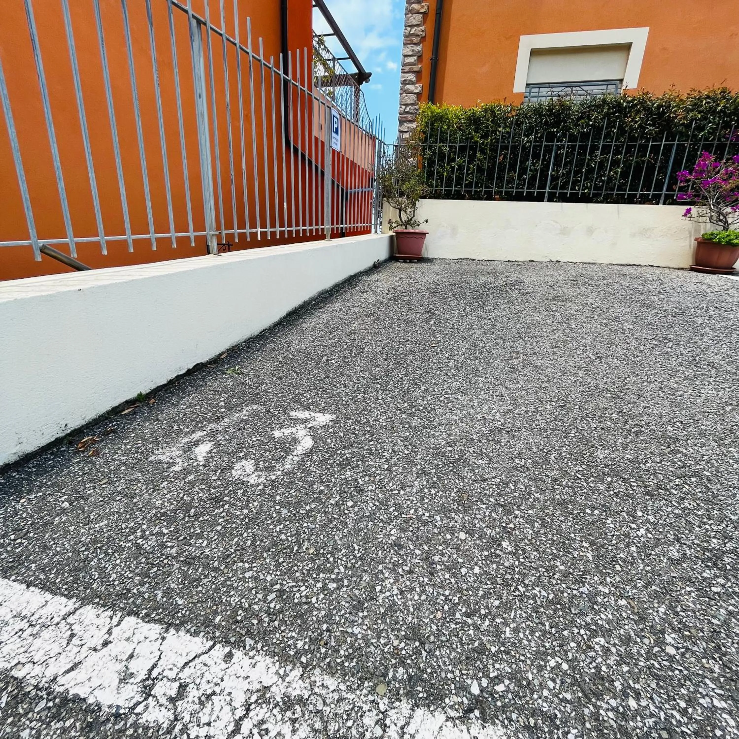 Parking in La Casa Panoramica 15