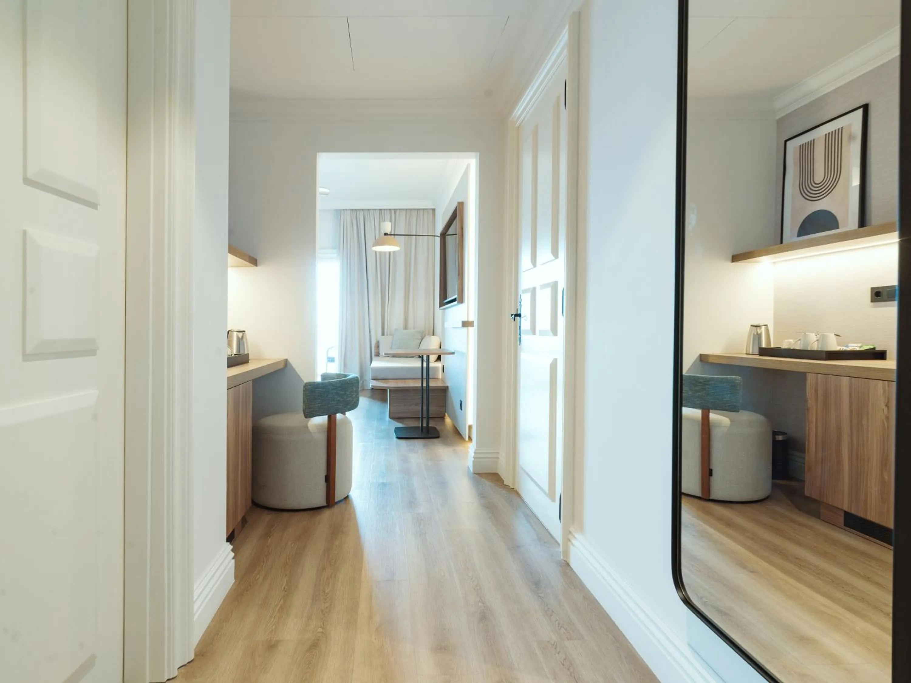 Photo of the whole room, Bed in Dreams Madeira Resort Spa & Marina