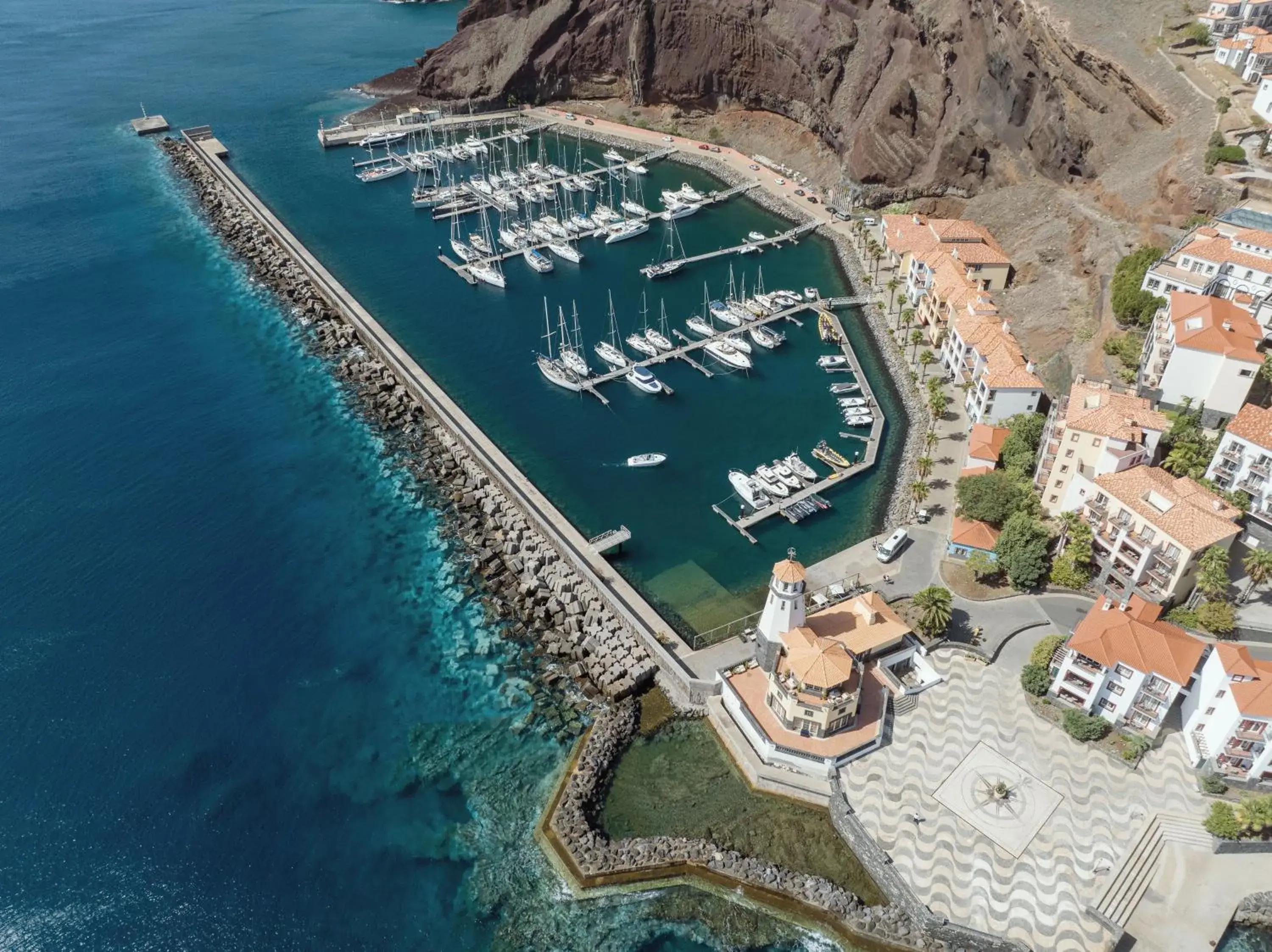 Property building in Dreams Madeira Resort Spa & Marina Property building in Dreams Madeira Resort Spa & Marina