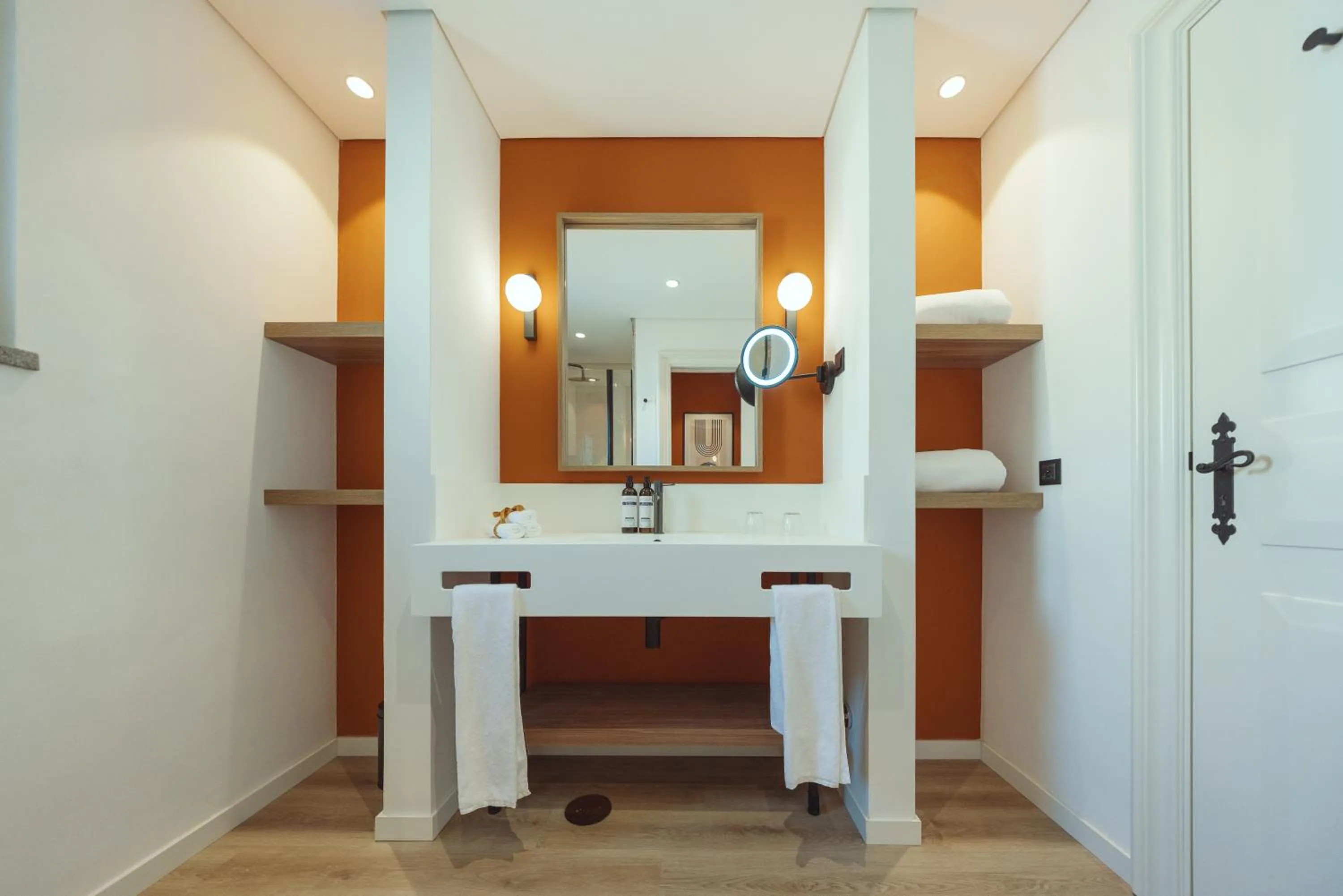 Bathroom in Dreams Madeira Resort Spa & Marina