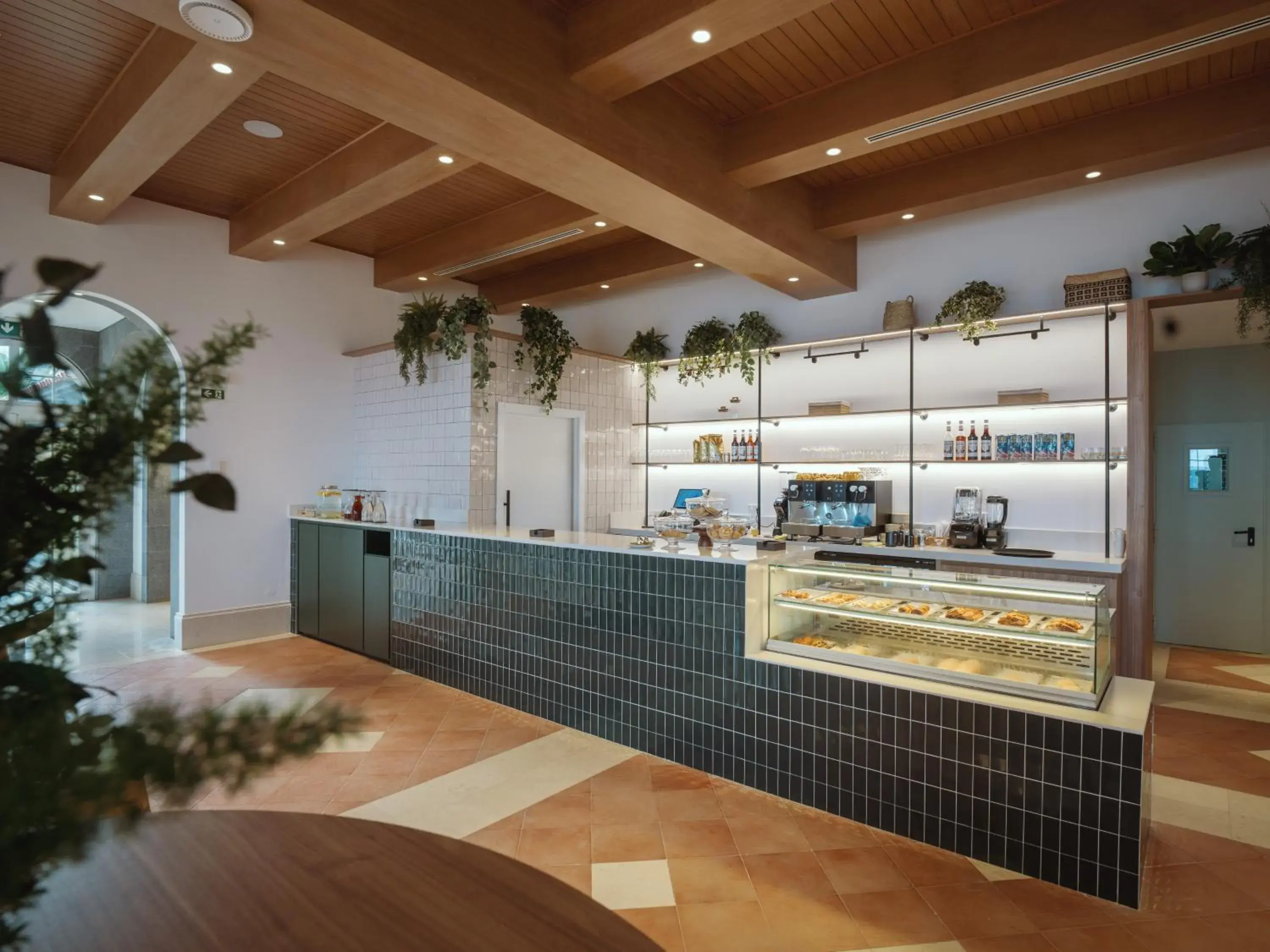 Lounge or bar in Dreams Madeira Resort Spa & Marina Lounge or bar in Dreams Madeira Resort Spa & Marina