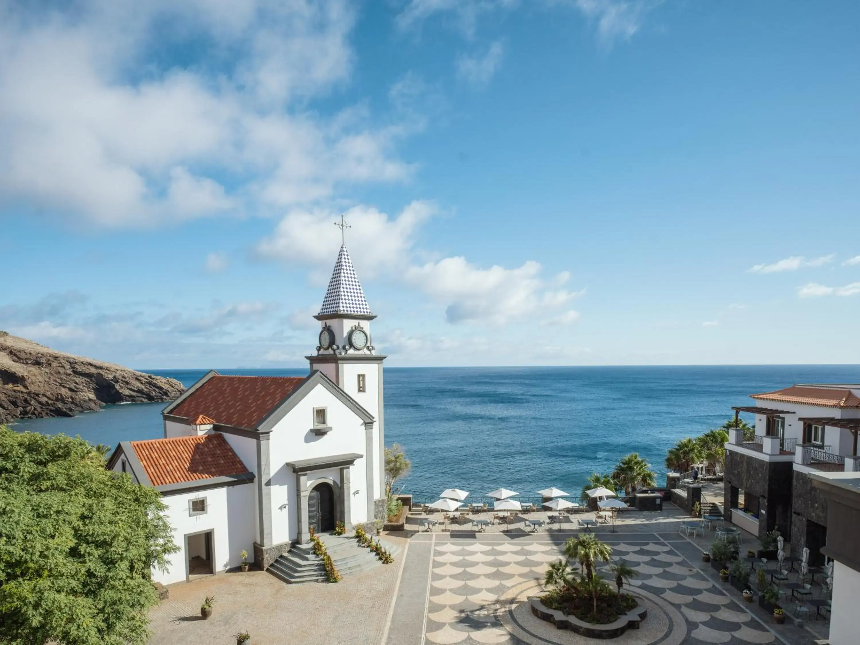 Property building in Dreams Madeira Resort Spa & Marina Property building in Dreams Madeira Resort Spa & Marina