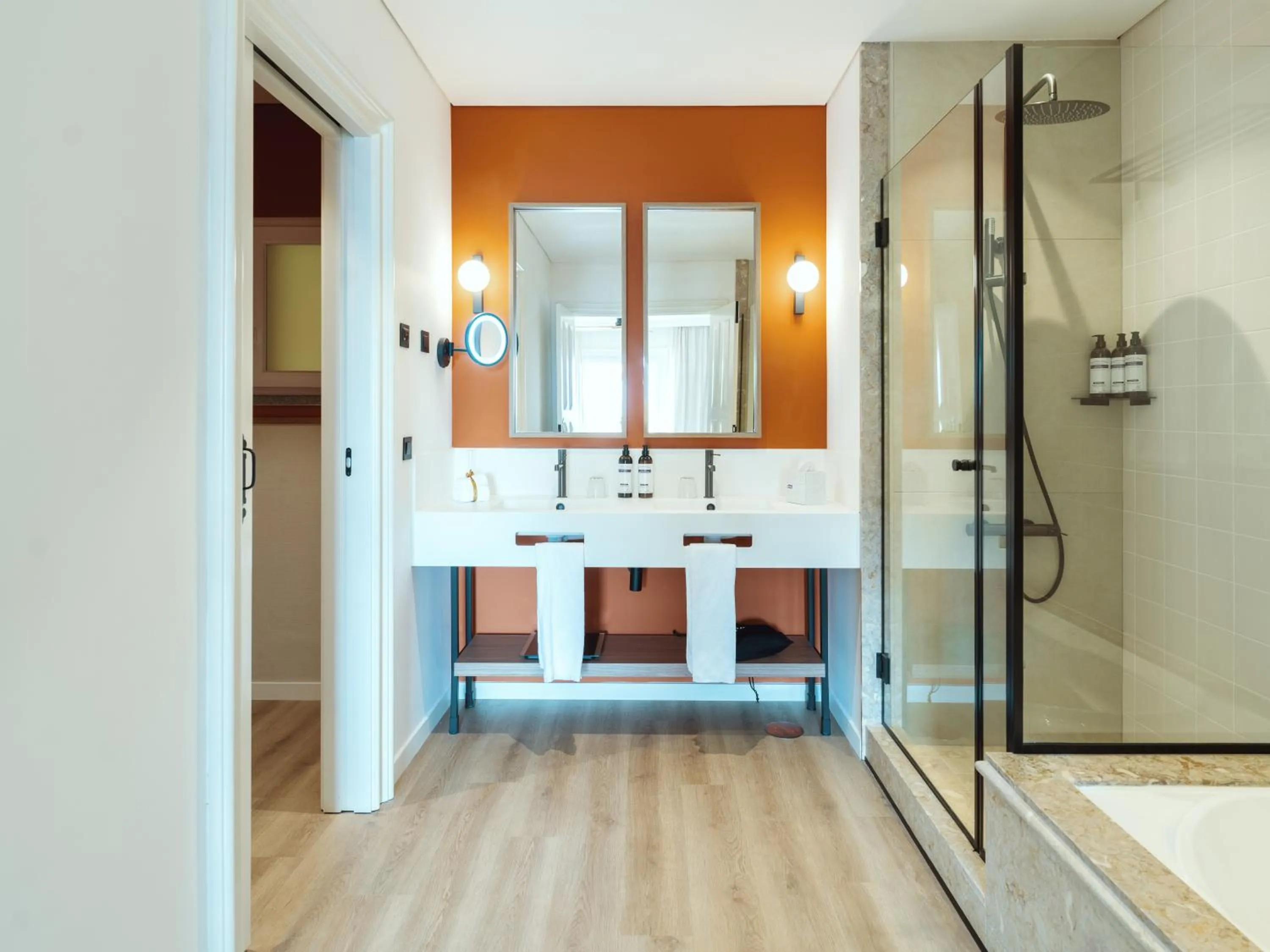 Shower in Dreams Madeira Resort Spa & Marina