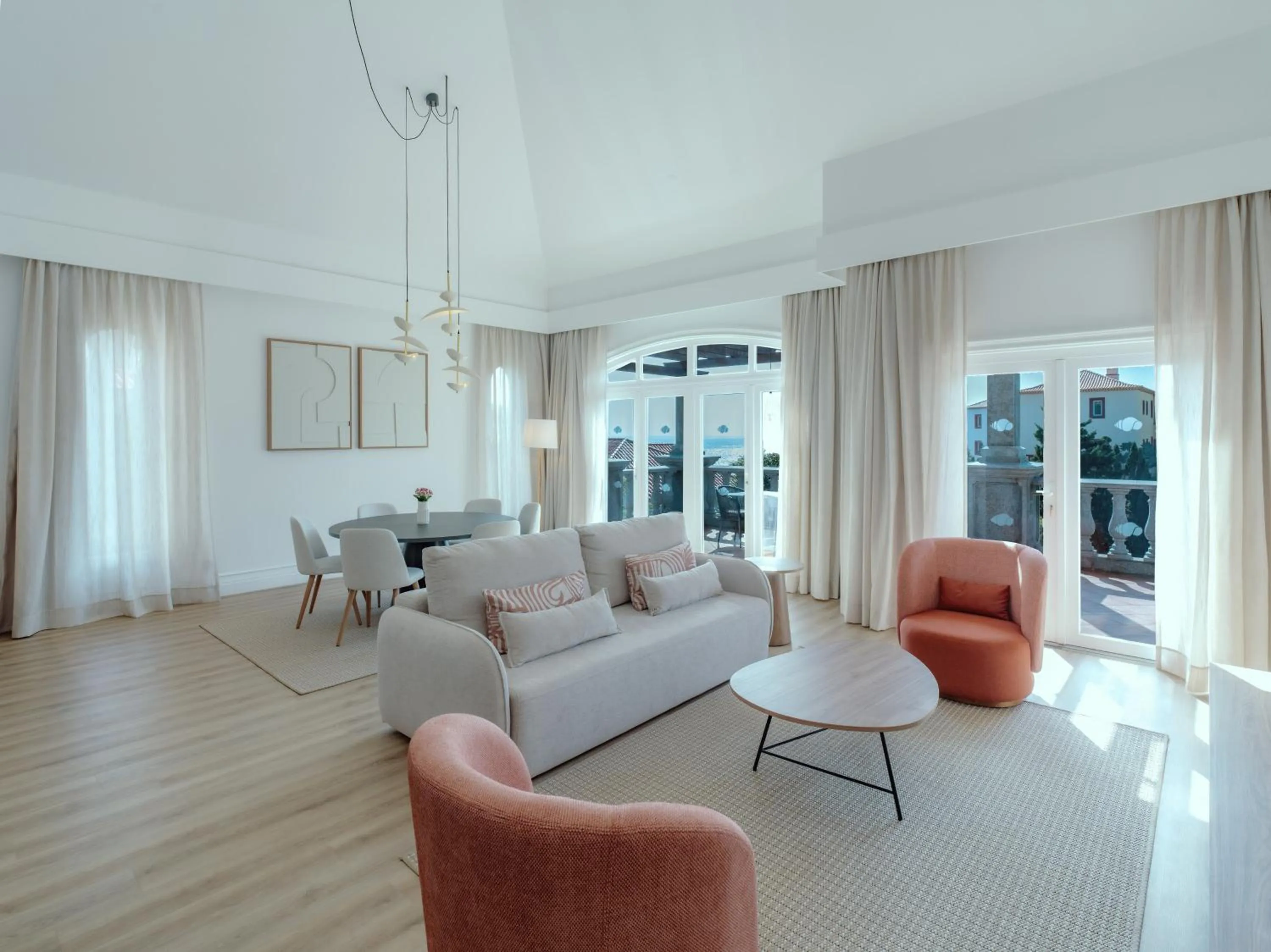 Living room in Dreams Madeira Resort Spa & Marina