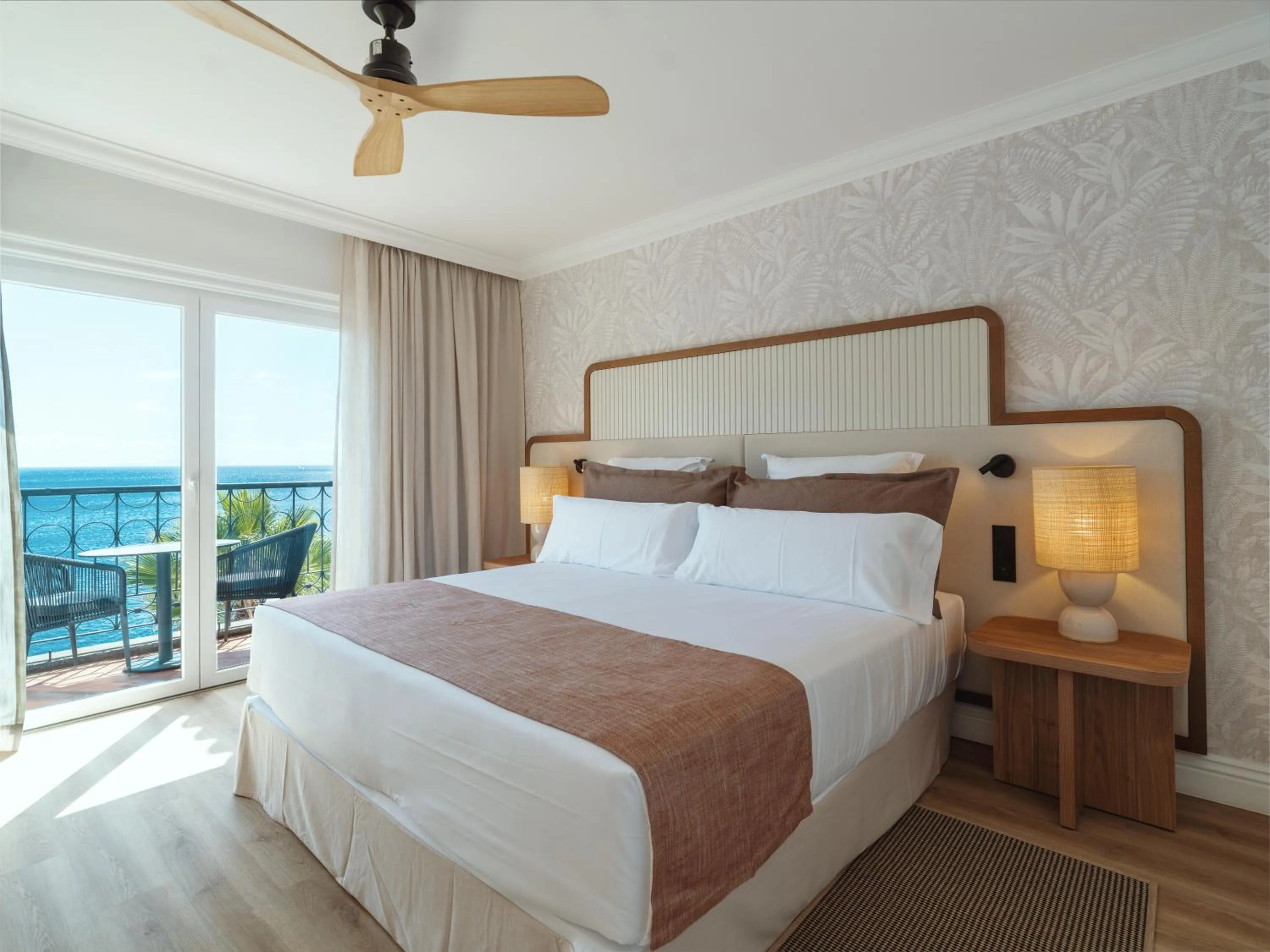 Bed in Dreams Madeira Resort Spa & Marina