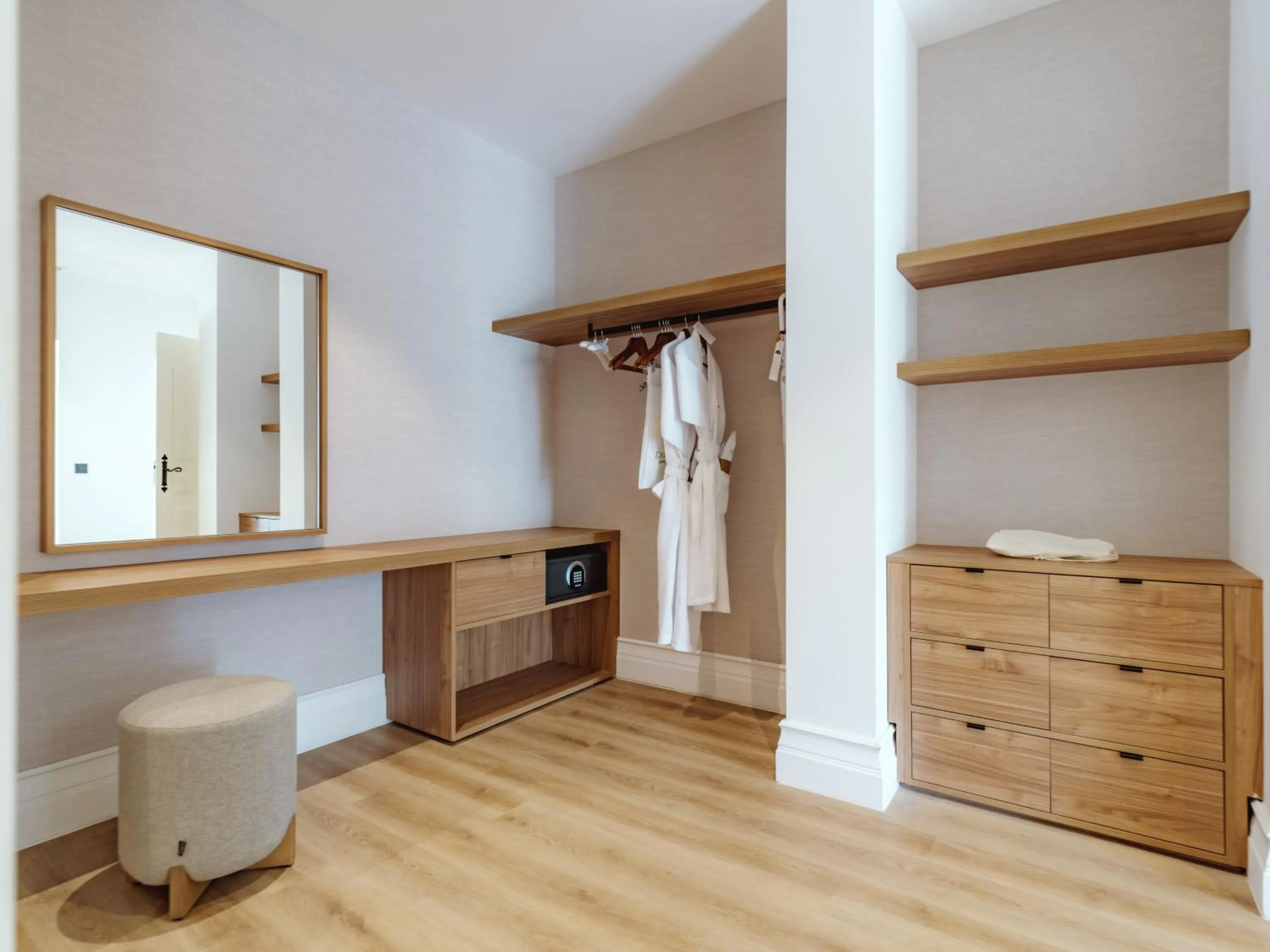 wardrobe in Dreams Madeira Resort Spa & Marina