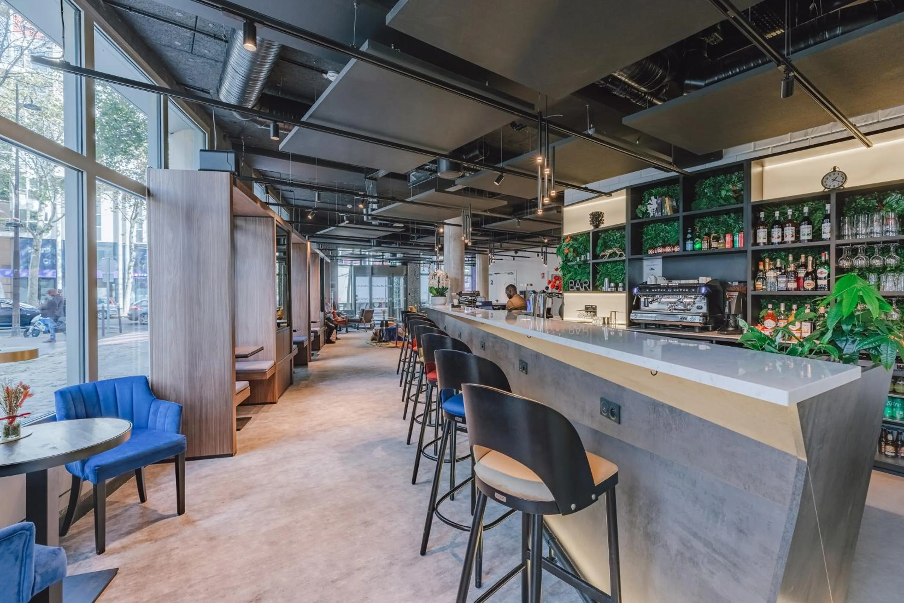 Lounge or bar in Appart'City Collection Paris Gare de Lyon