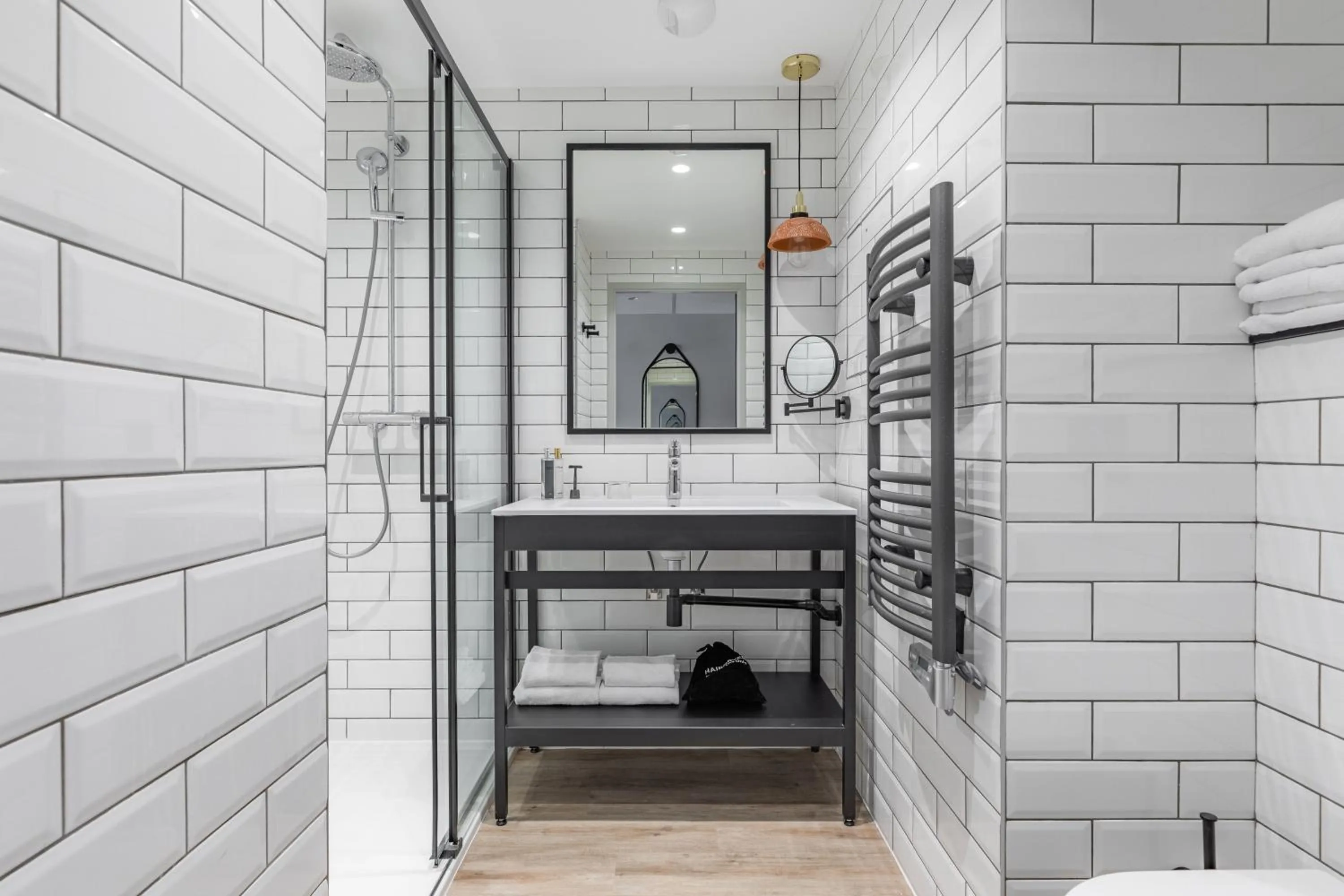 Shower in Appart'City Collection Paris Gare de Lyon