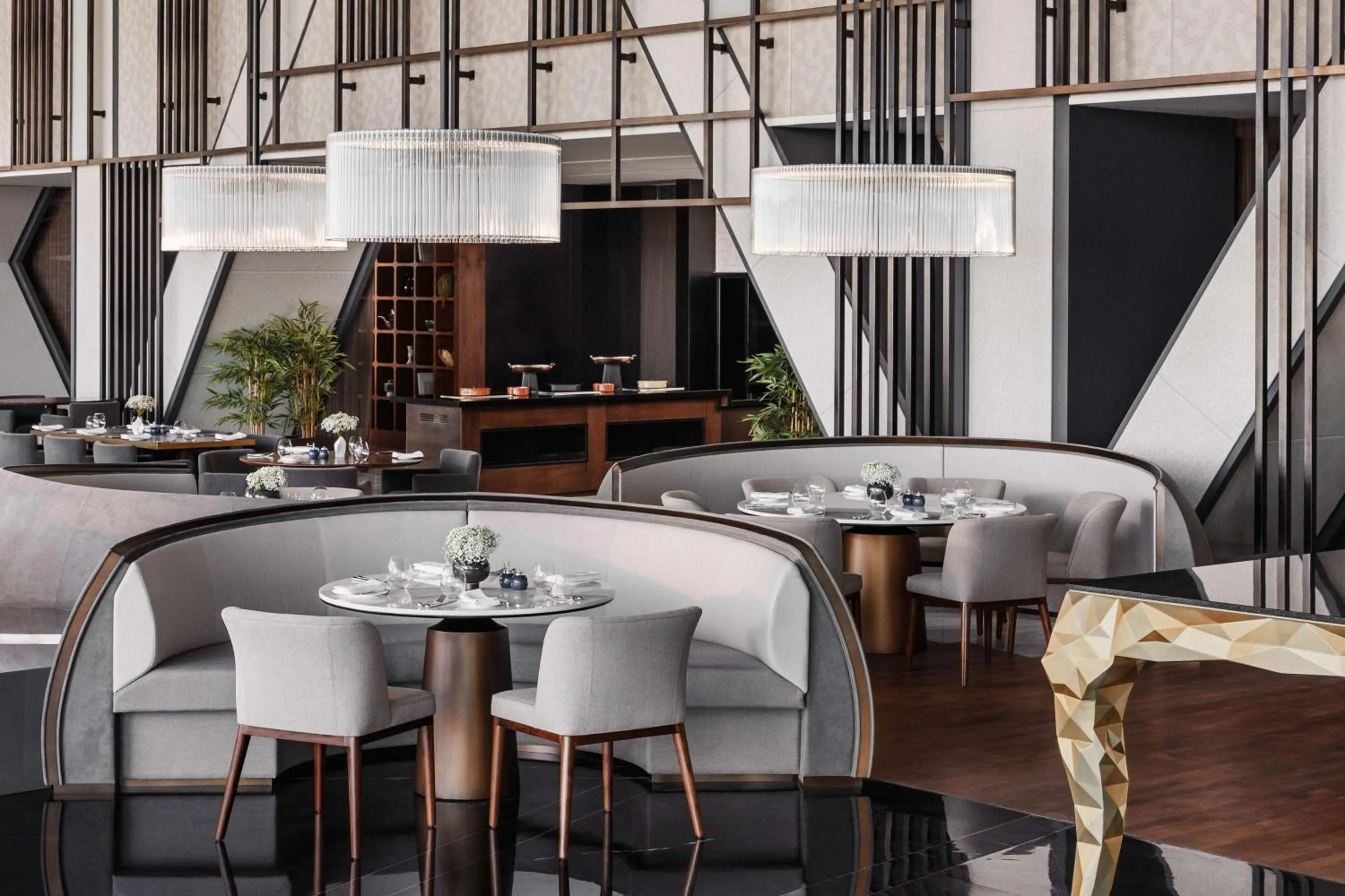 Restaurant/places to eat in One&Only One Za'abeel