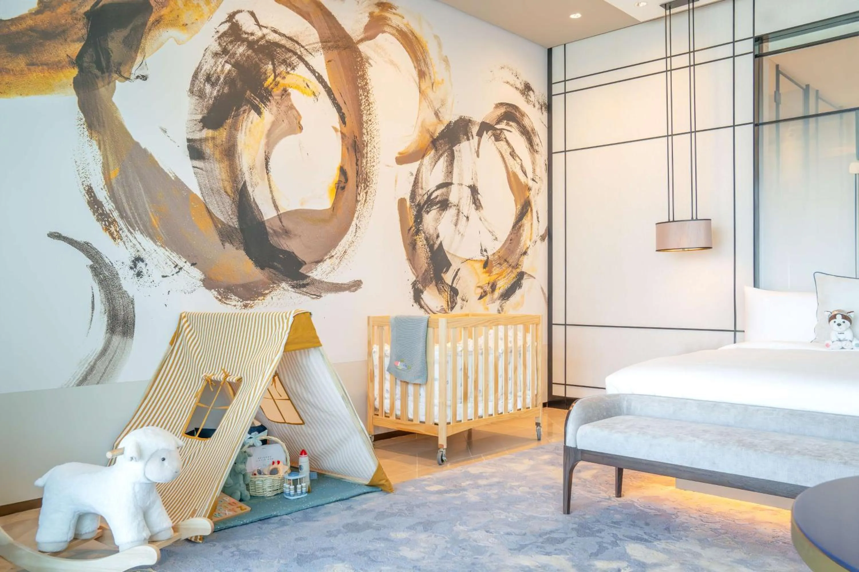 Other, Bed in One&Only One Za'abeel