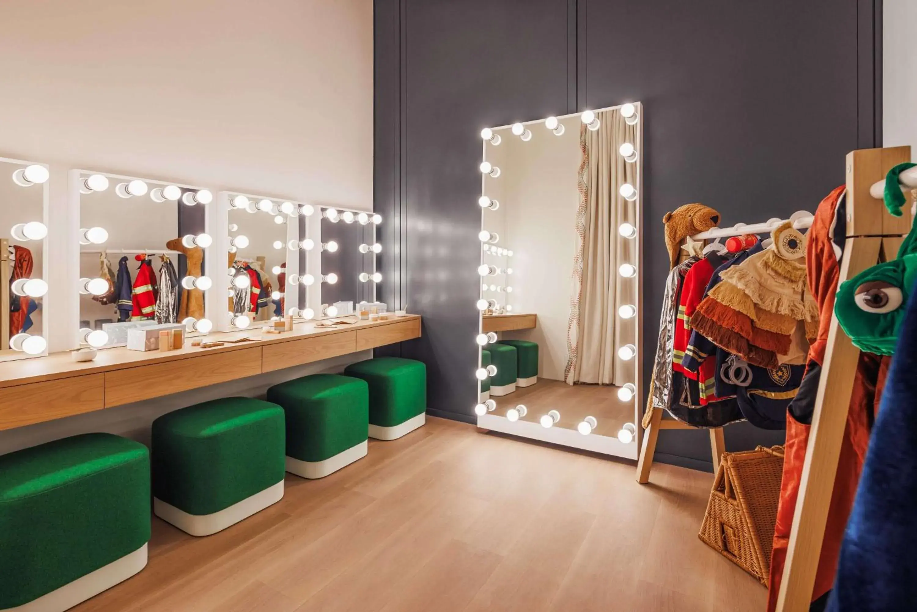 Property building in One&Only One Za'abeel Property building in One&Only One Za'abeel