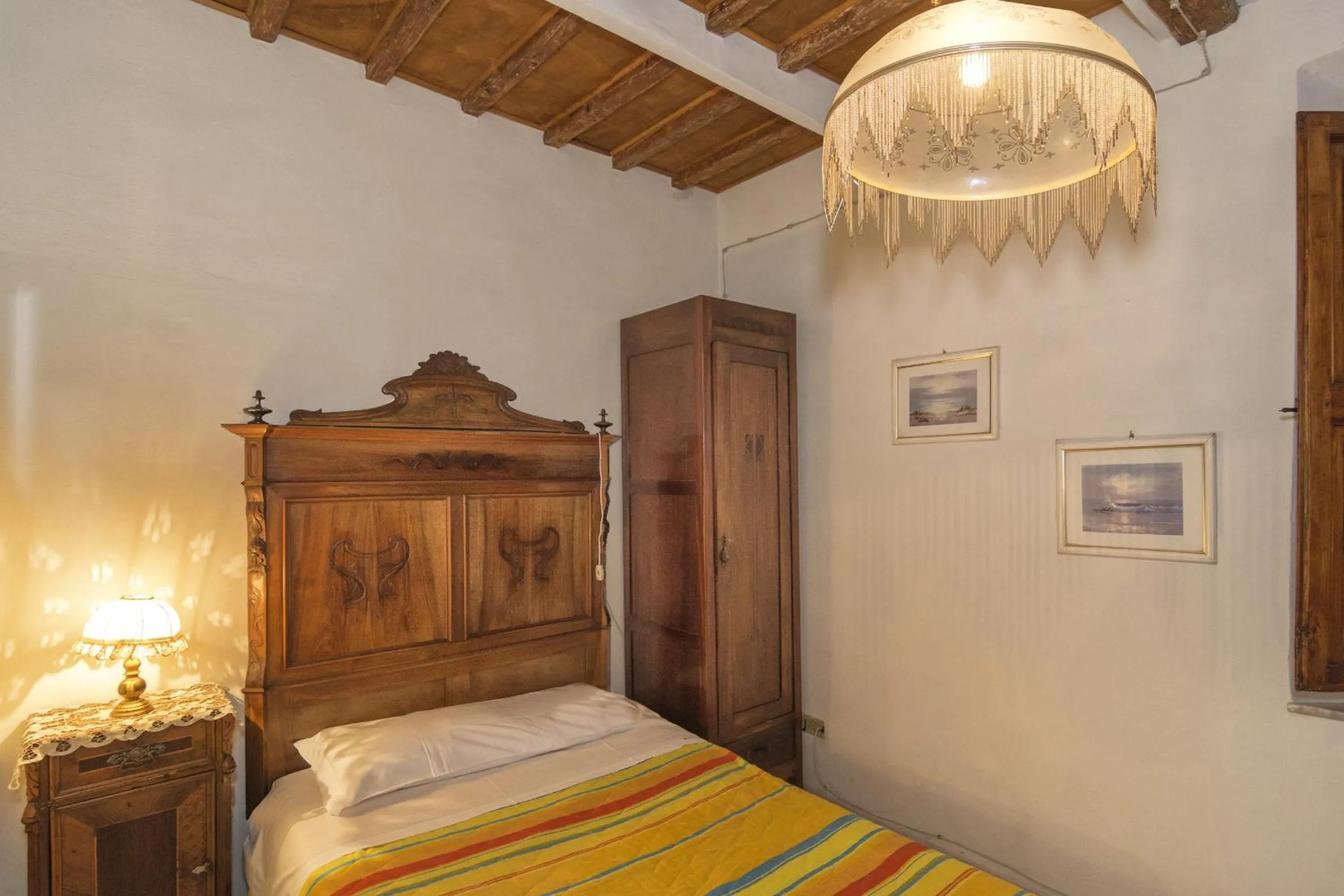 Bed in B&B Due Borghi