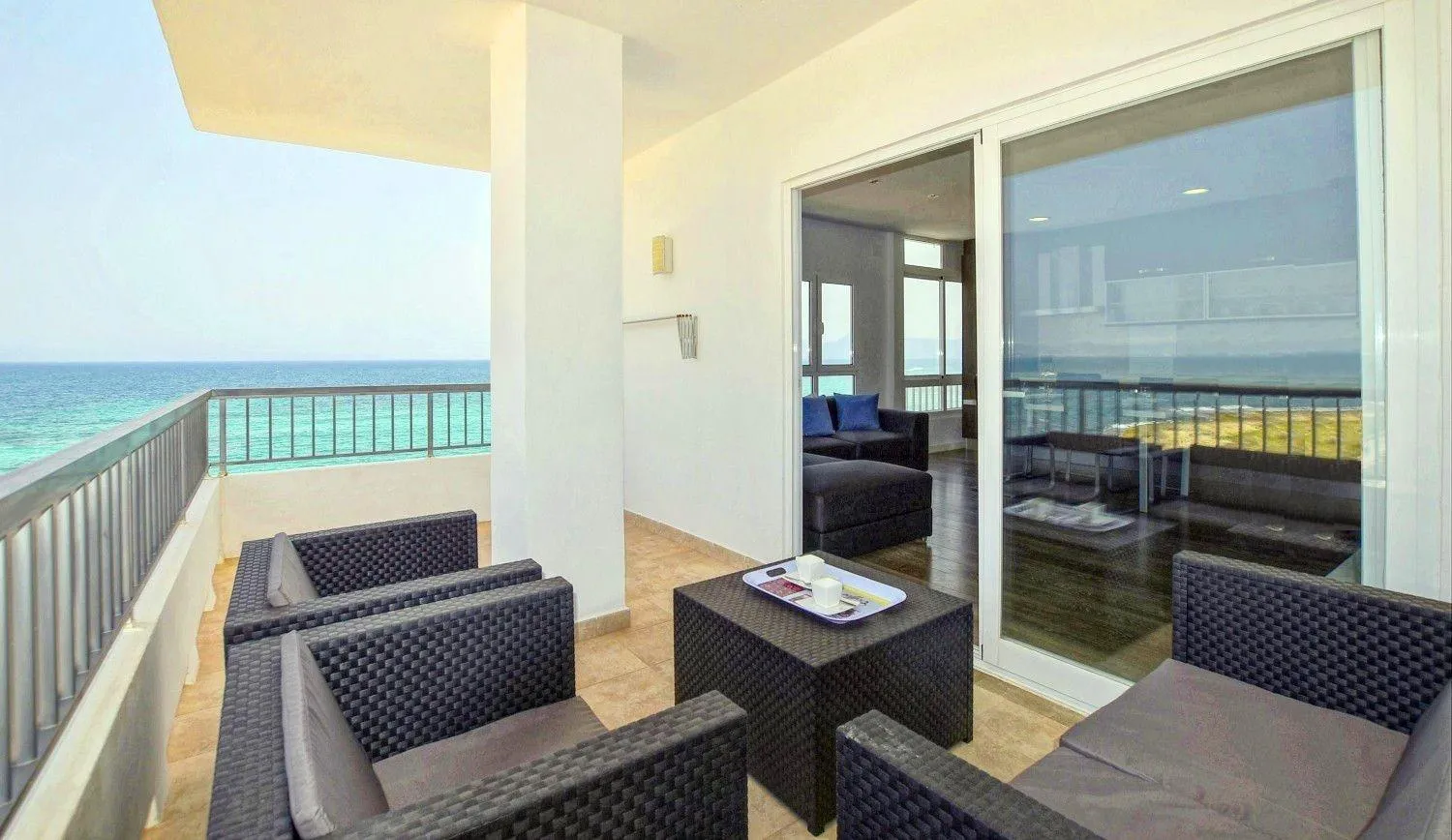 Property building in Son Baulo