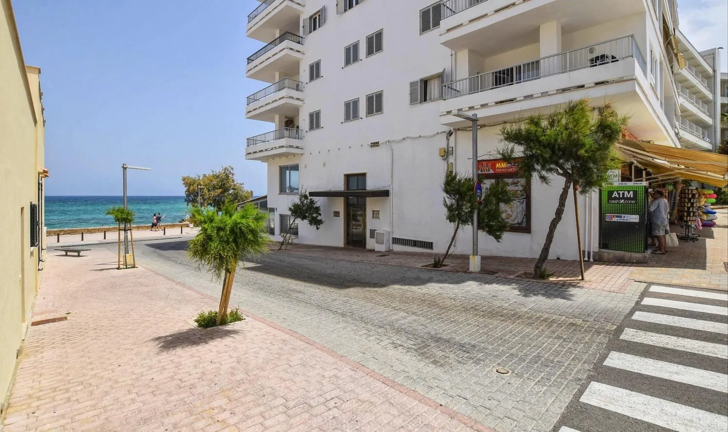 Property building in Son Baulo