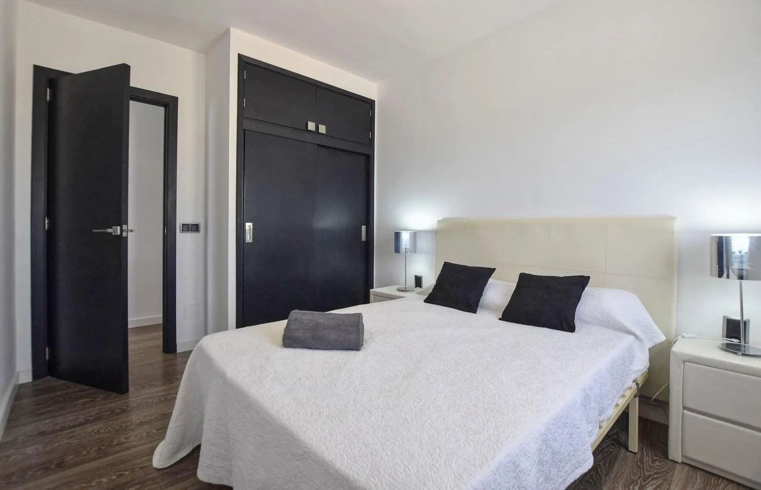 Property building, Bed in Son Baulo