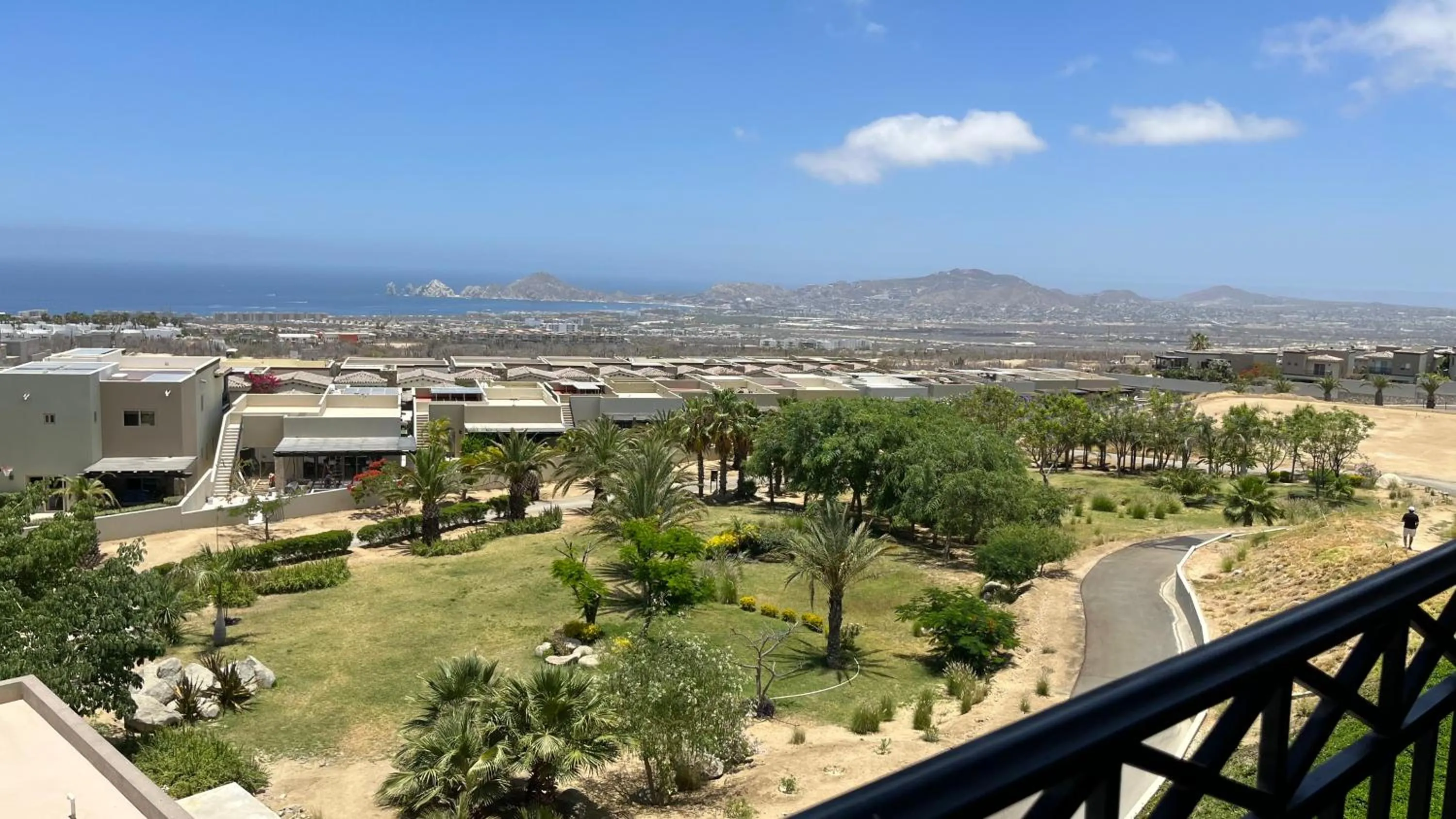 Property building in Beautyful and stuning condo 3bd