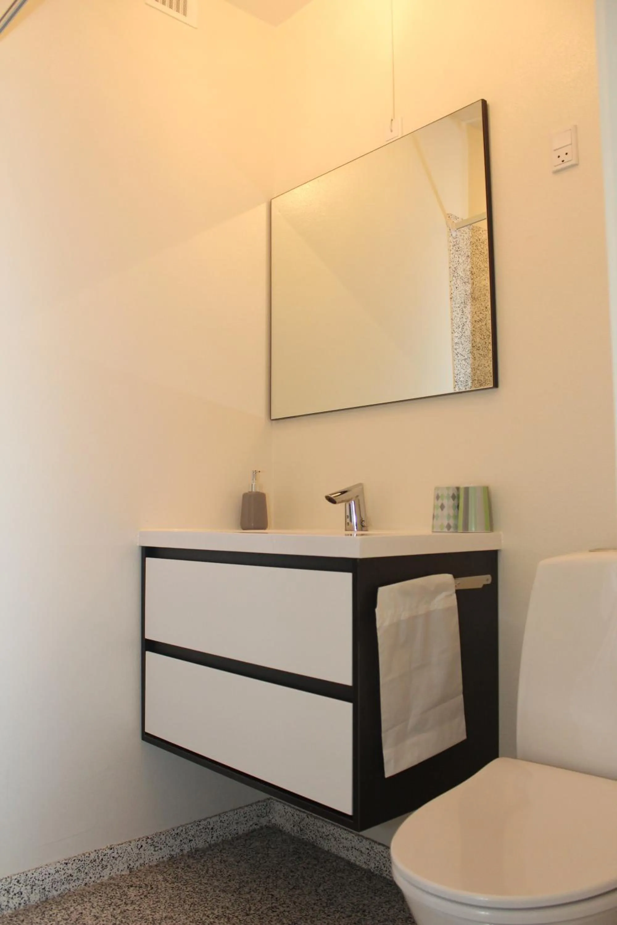 Bathroom in Lyng Dal Hotel og Restaurant