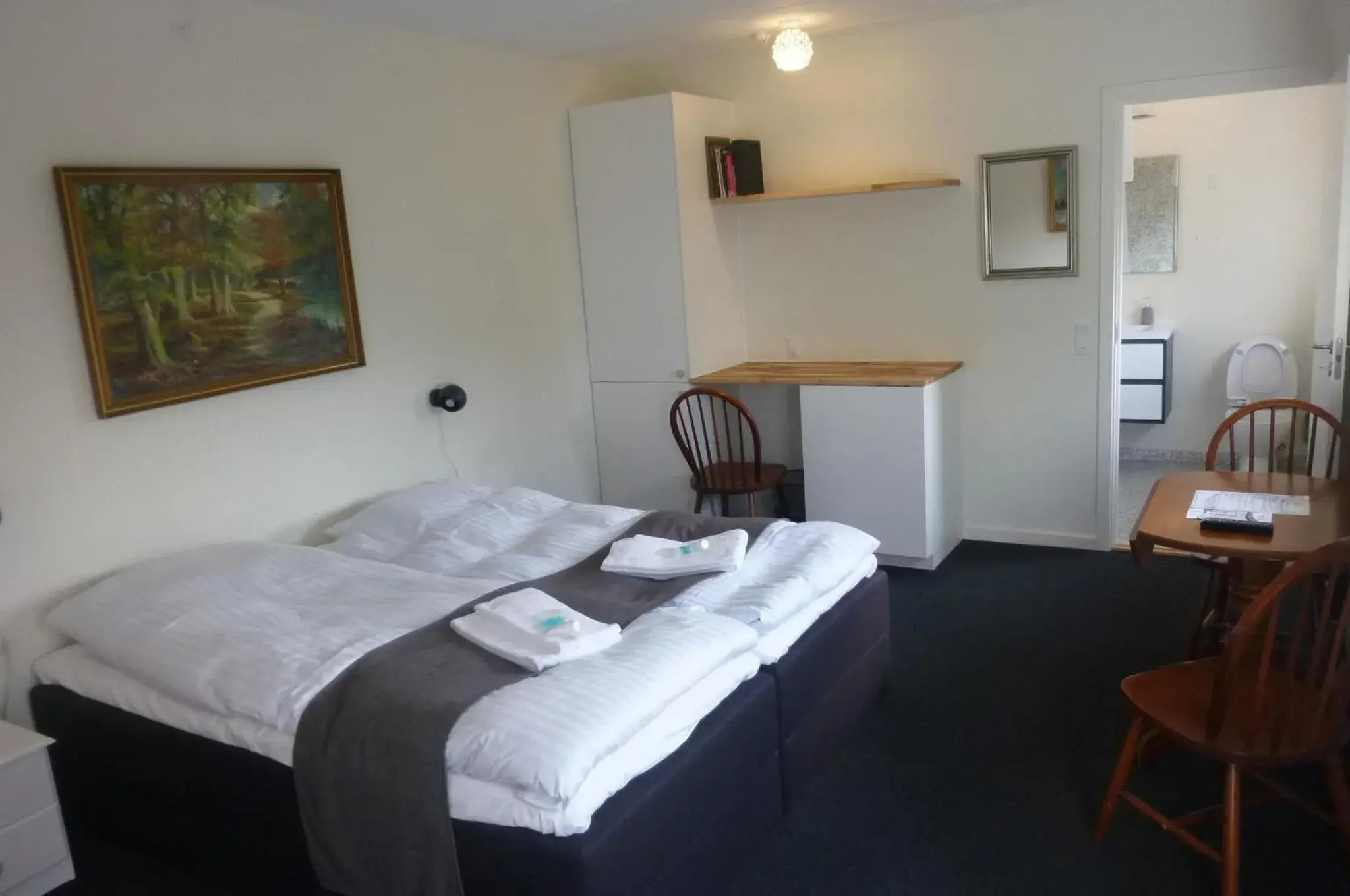 Double Room - single occupancy in Lyng Dal Hotel og Restaurant Double Room - single occupancy in Lyng Dal Hotel og Restaurant