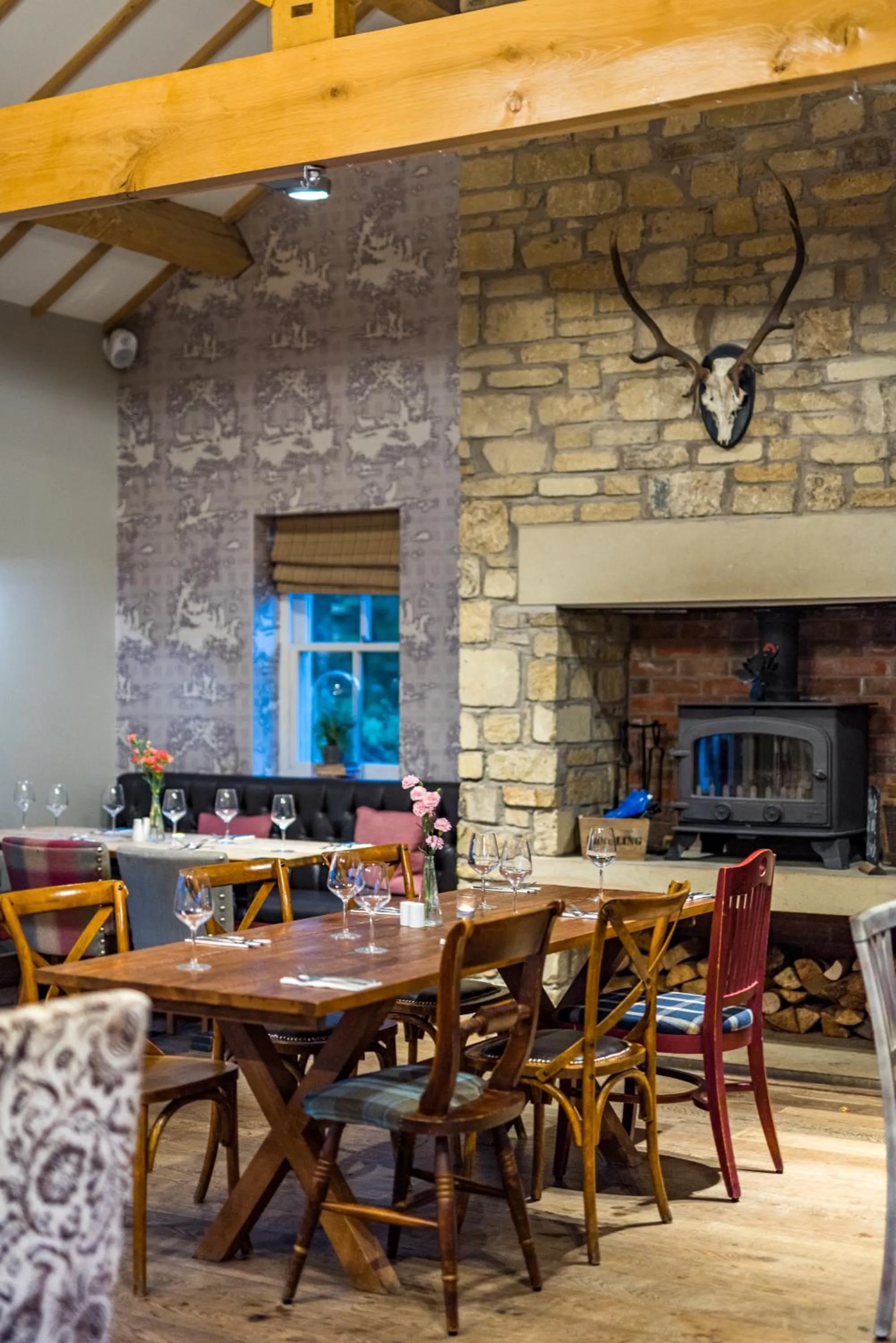 Living room in The Queens