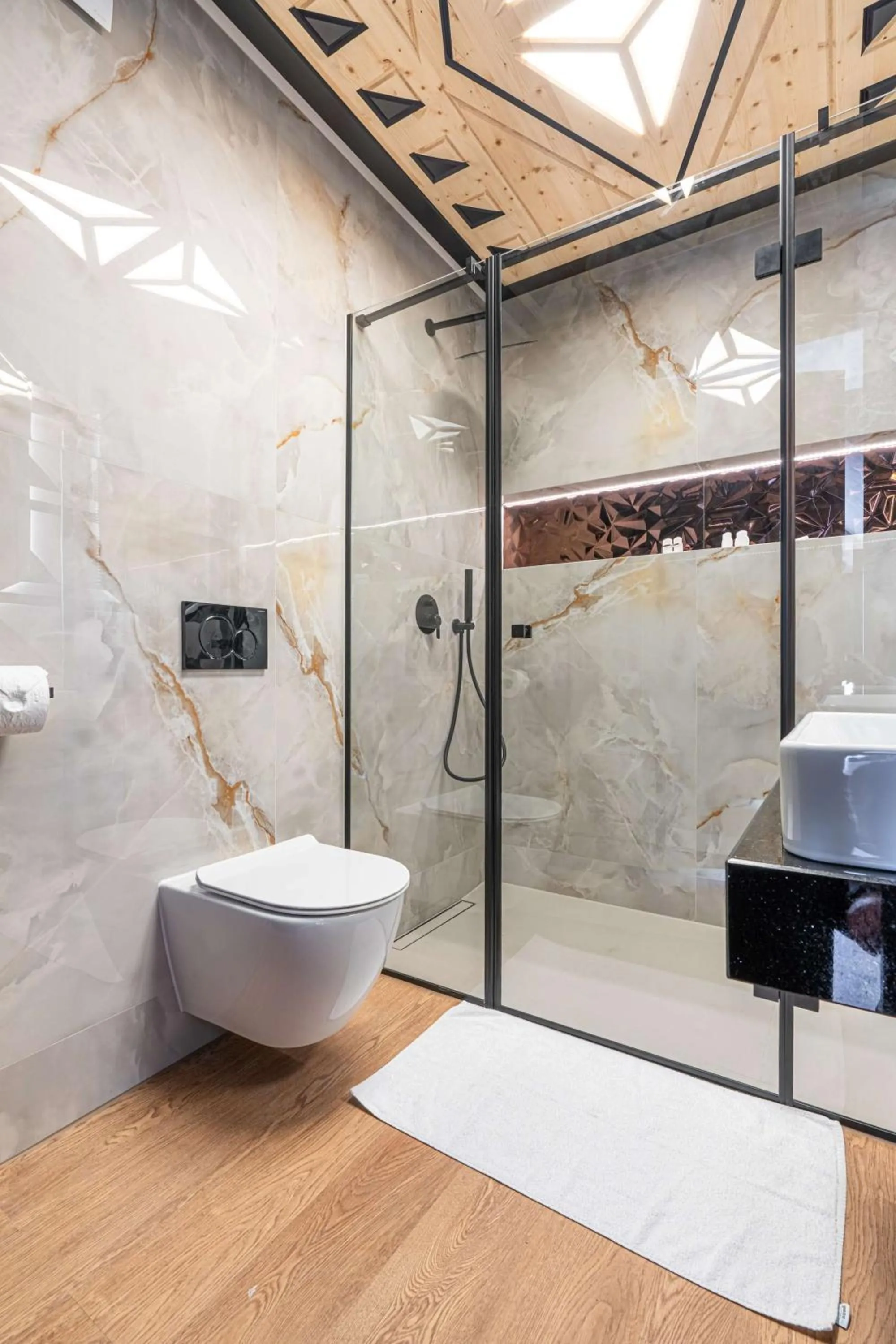 Shower in Złota Residence & SPA - 500m od Krupówek