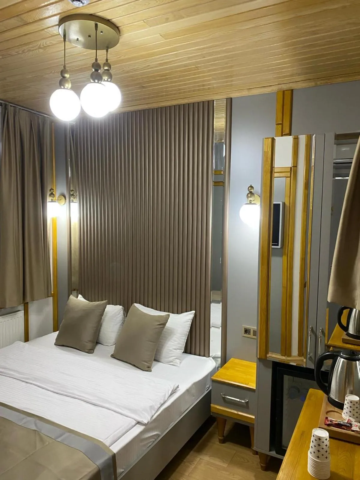 Bed in Guldehan Hotel