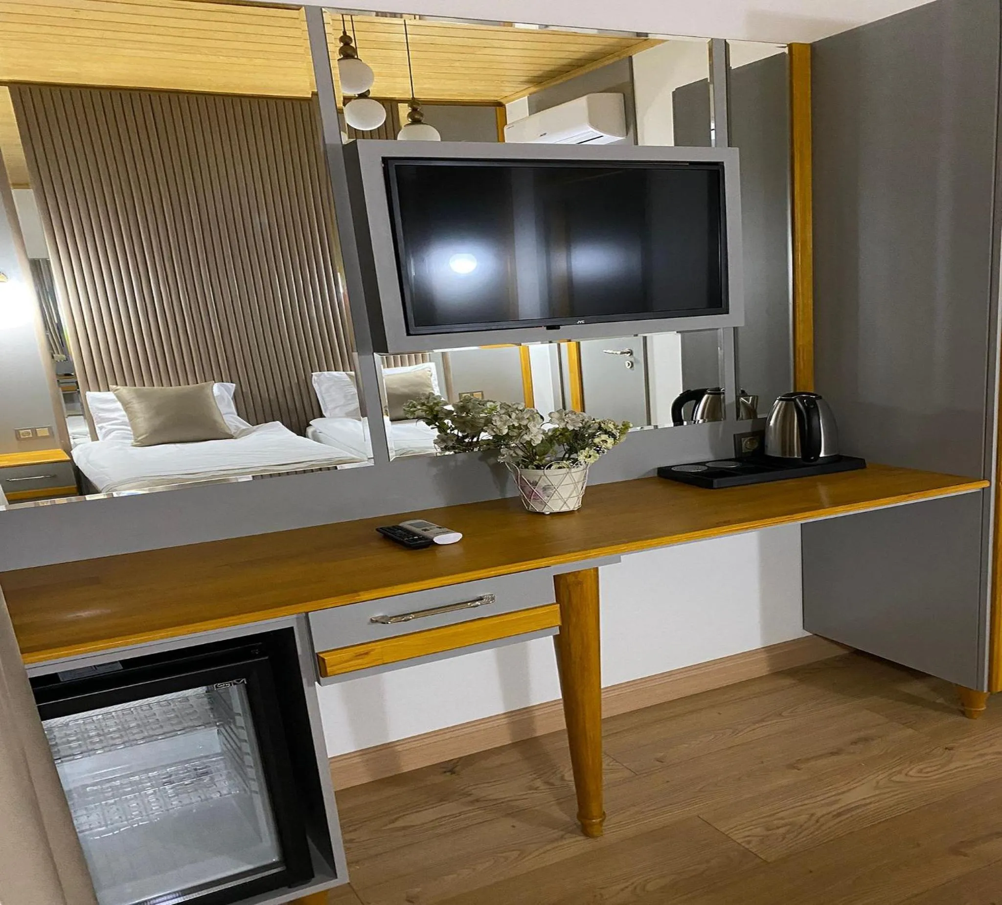 TV and multimedia in Guldehan Hotel