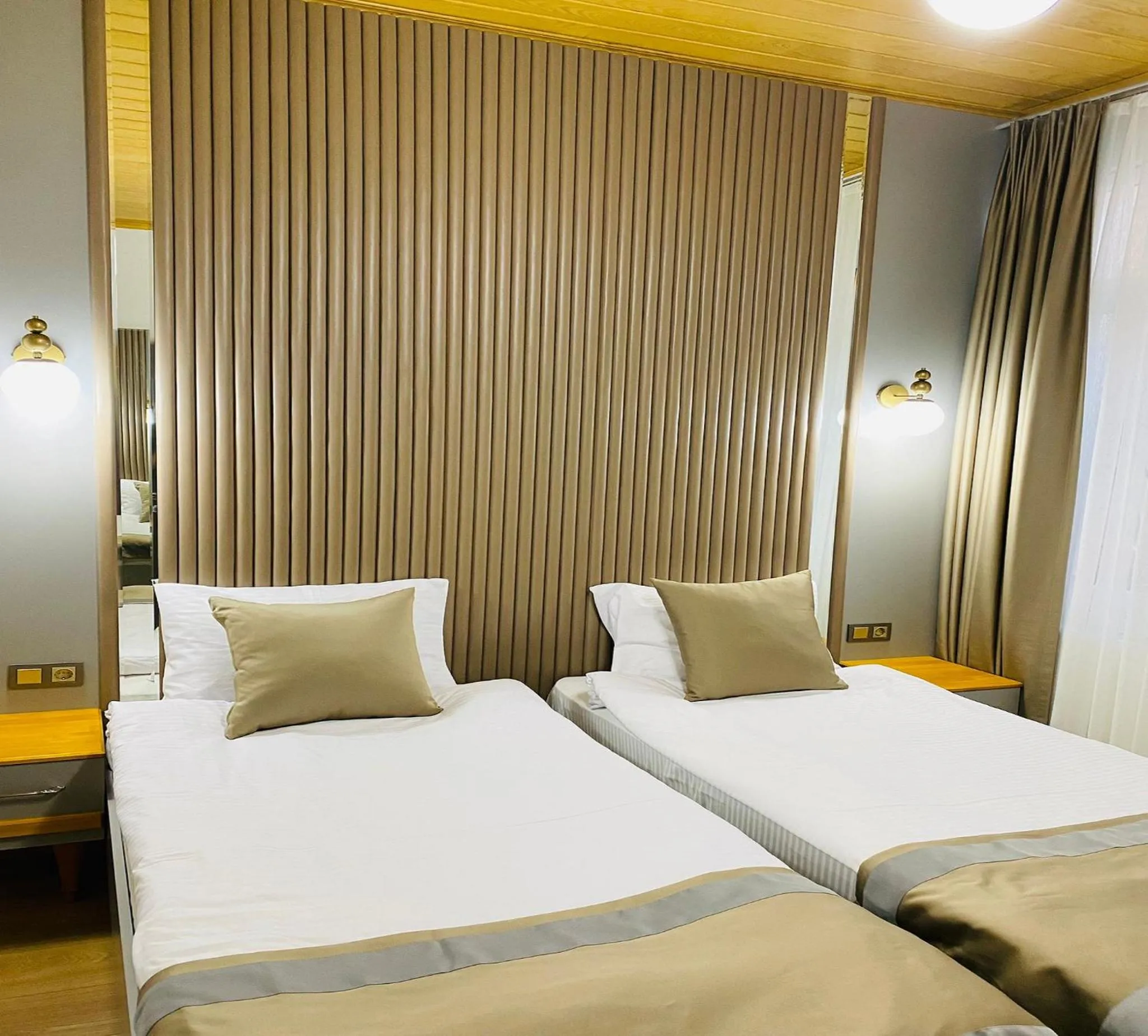 Photo of the whole room, Bed in Guldehan Hotel