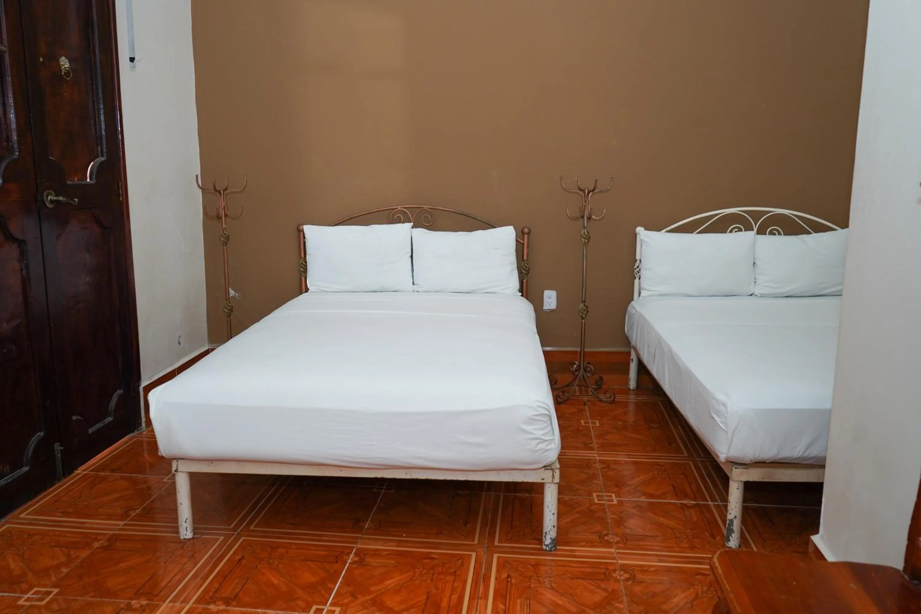 Bedroom, Bed in OYO Hotel El Conquistador