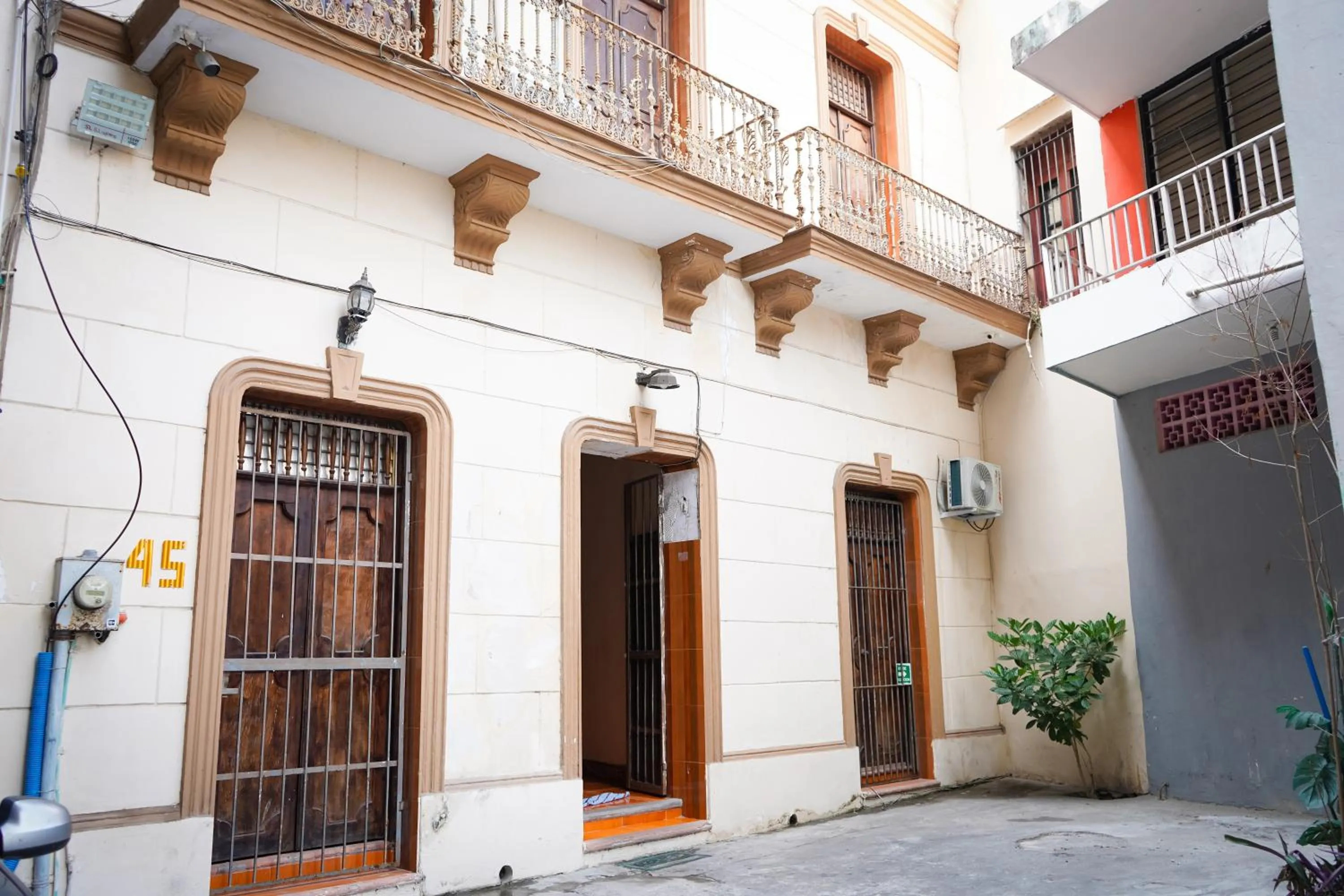 Property building in OYO Hotel El Conquistador