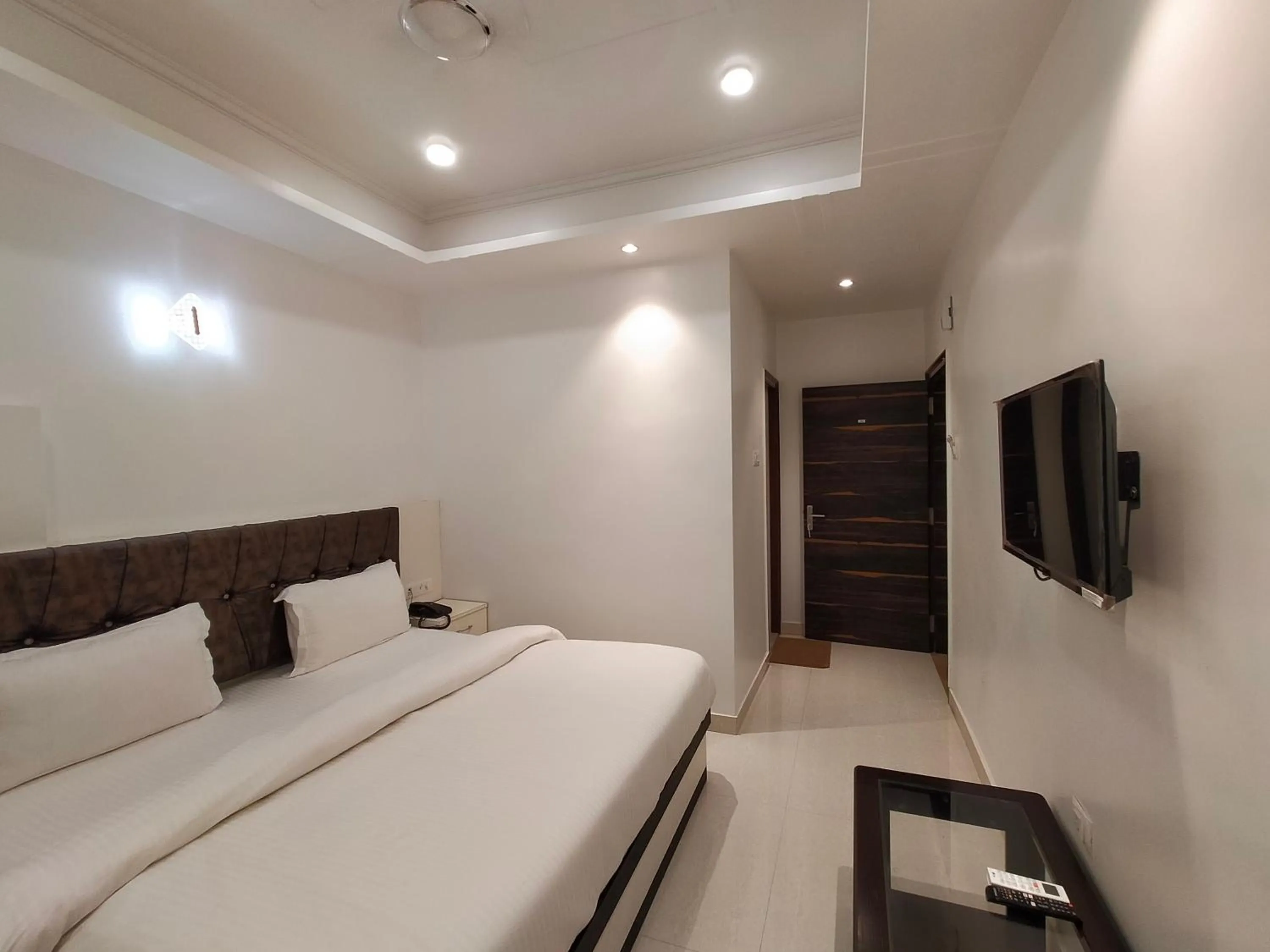 Bed in Hotel Temple View