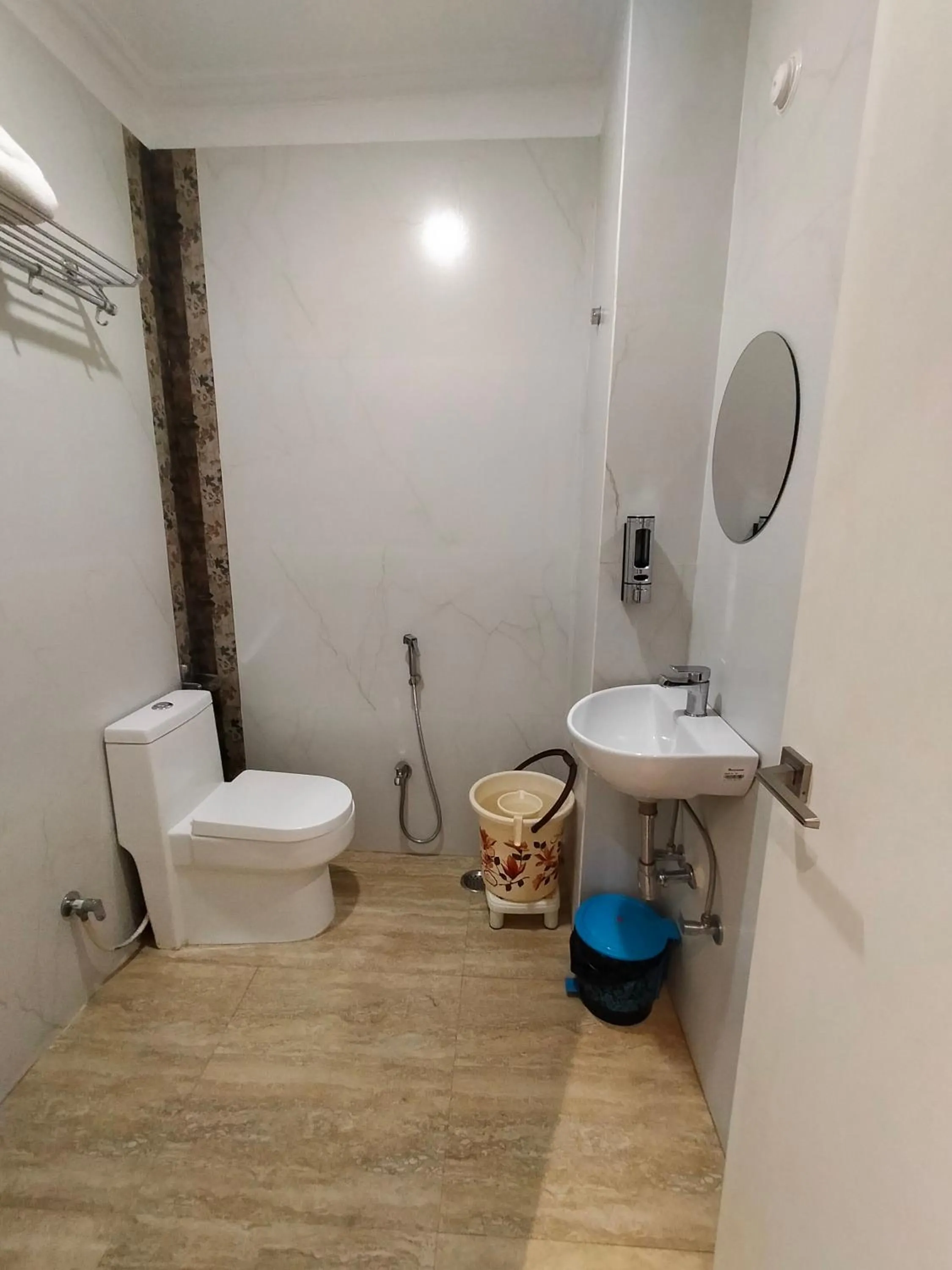 Shower in Hotel Temple View