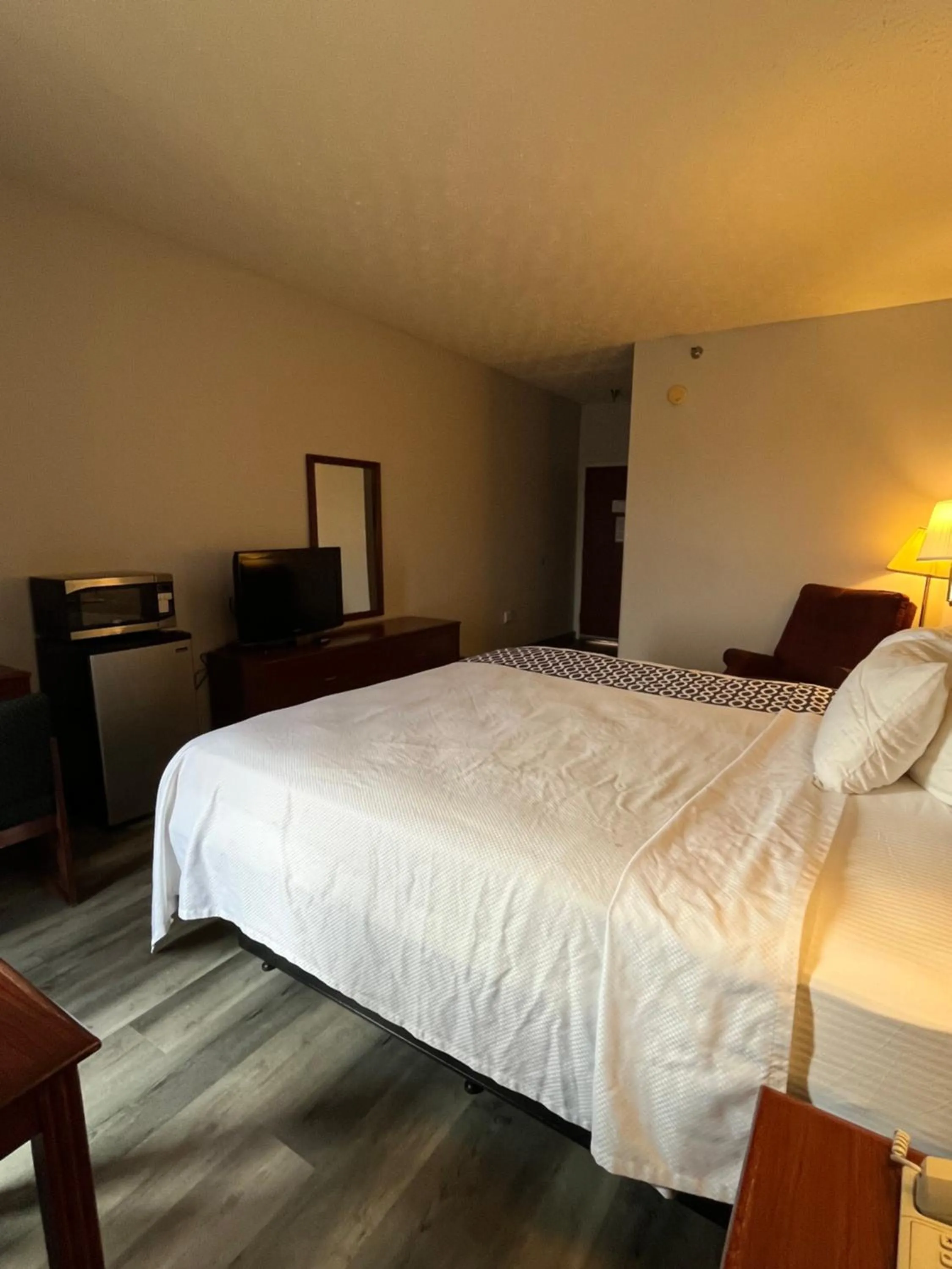 Bed in Springfield Inn