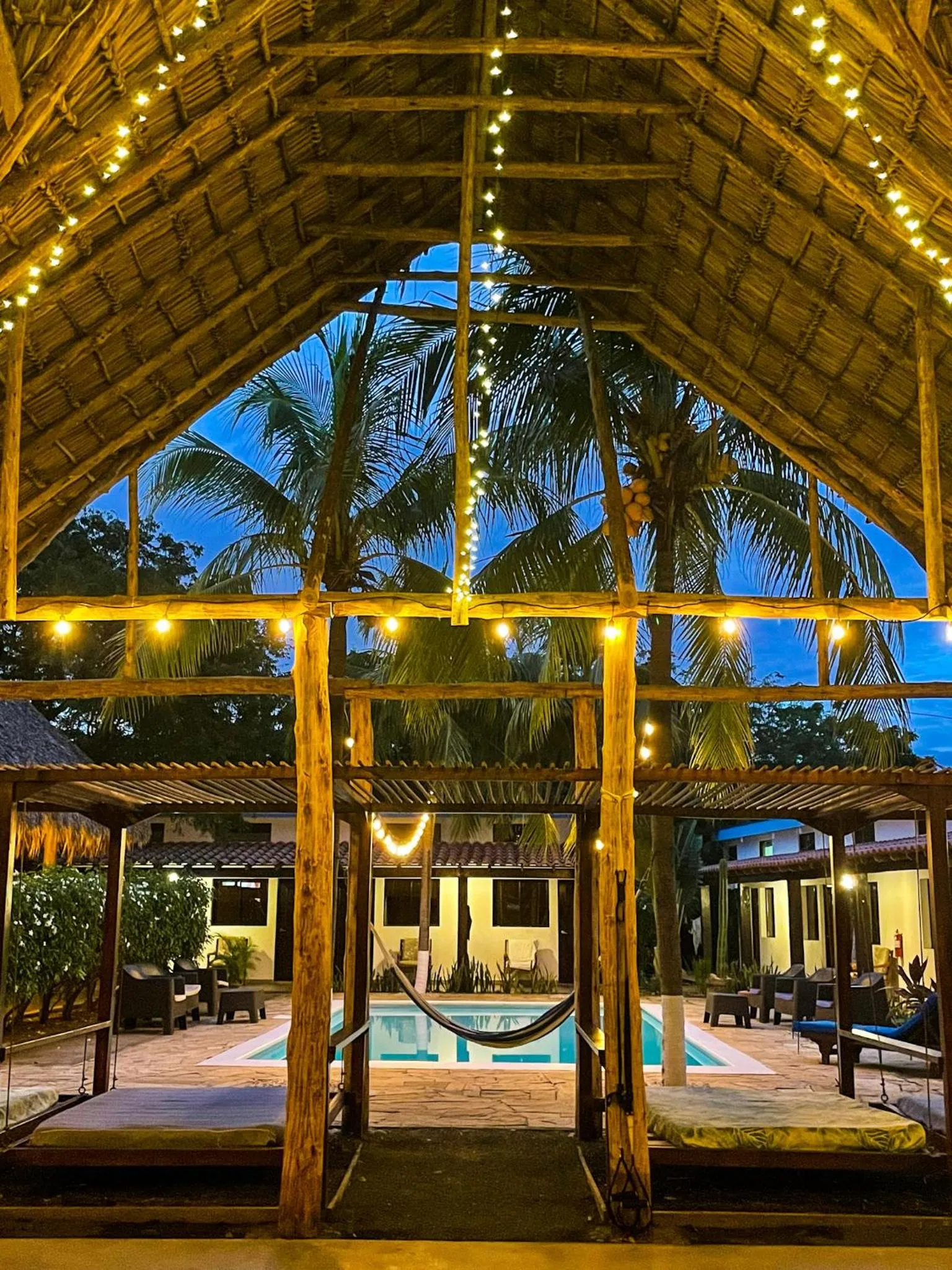 Night in Hotel Ingigante