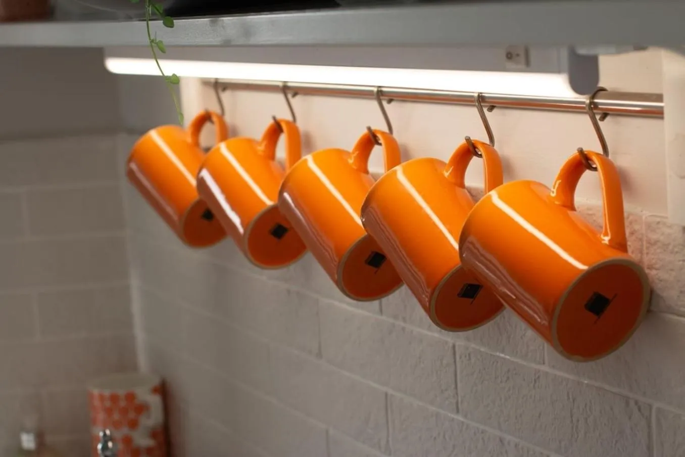 kitchen in Seaview Apt Turner Contemporary, Margate By Adliv