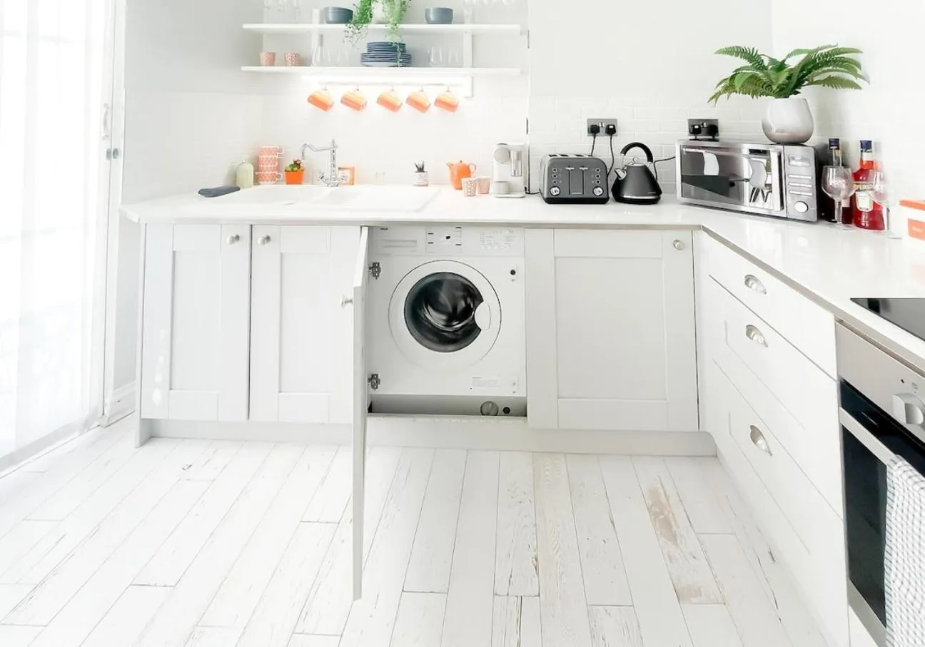 Coffee/tea facilities in Seaview Apt Turner Contemporary, Margate By Adliv