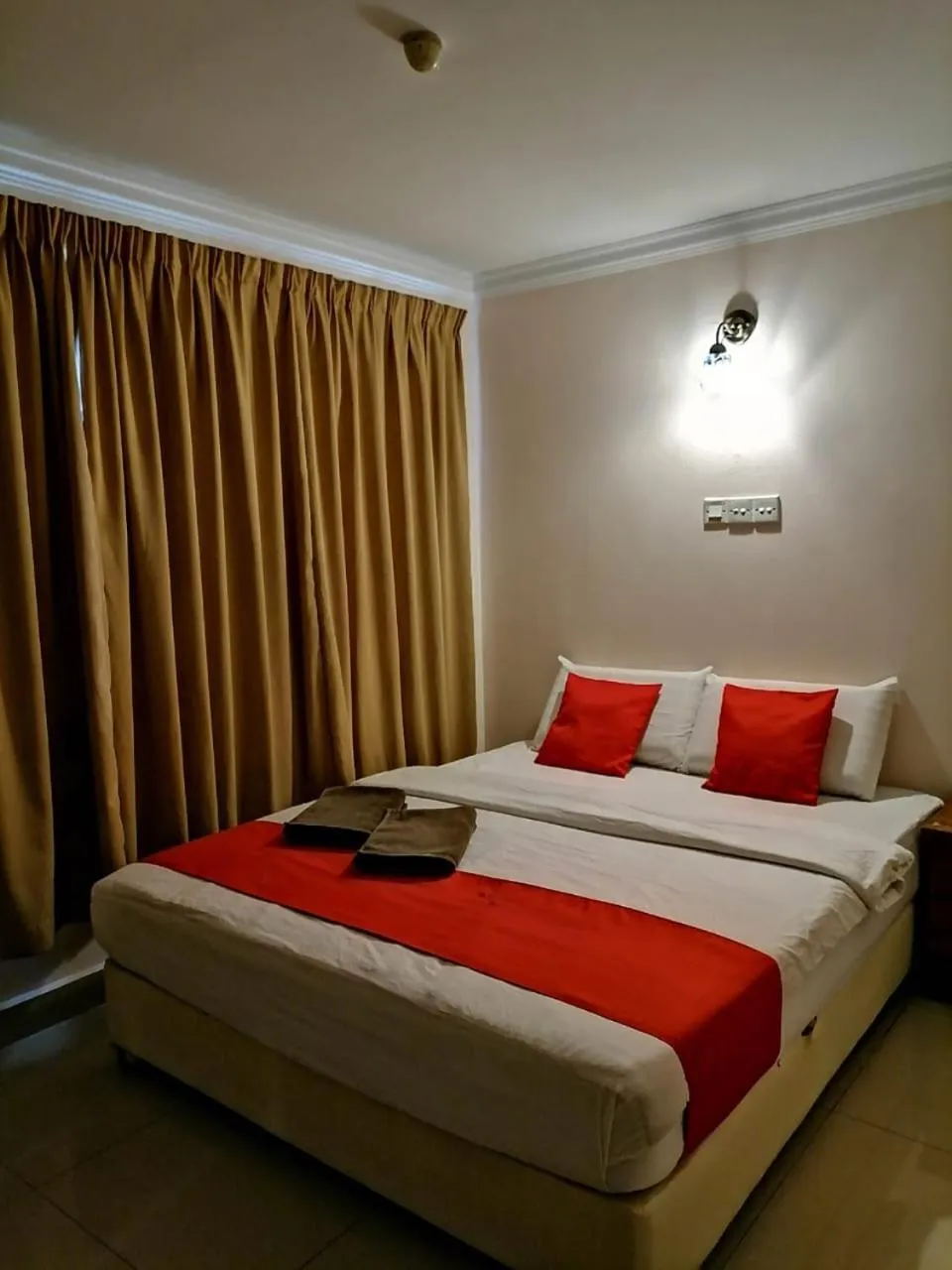 Bed in HOTEL PANTAI VIEW