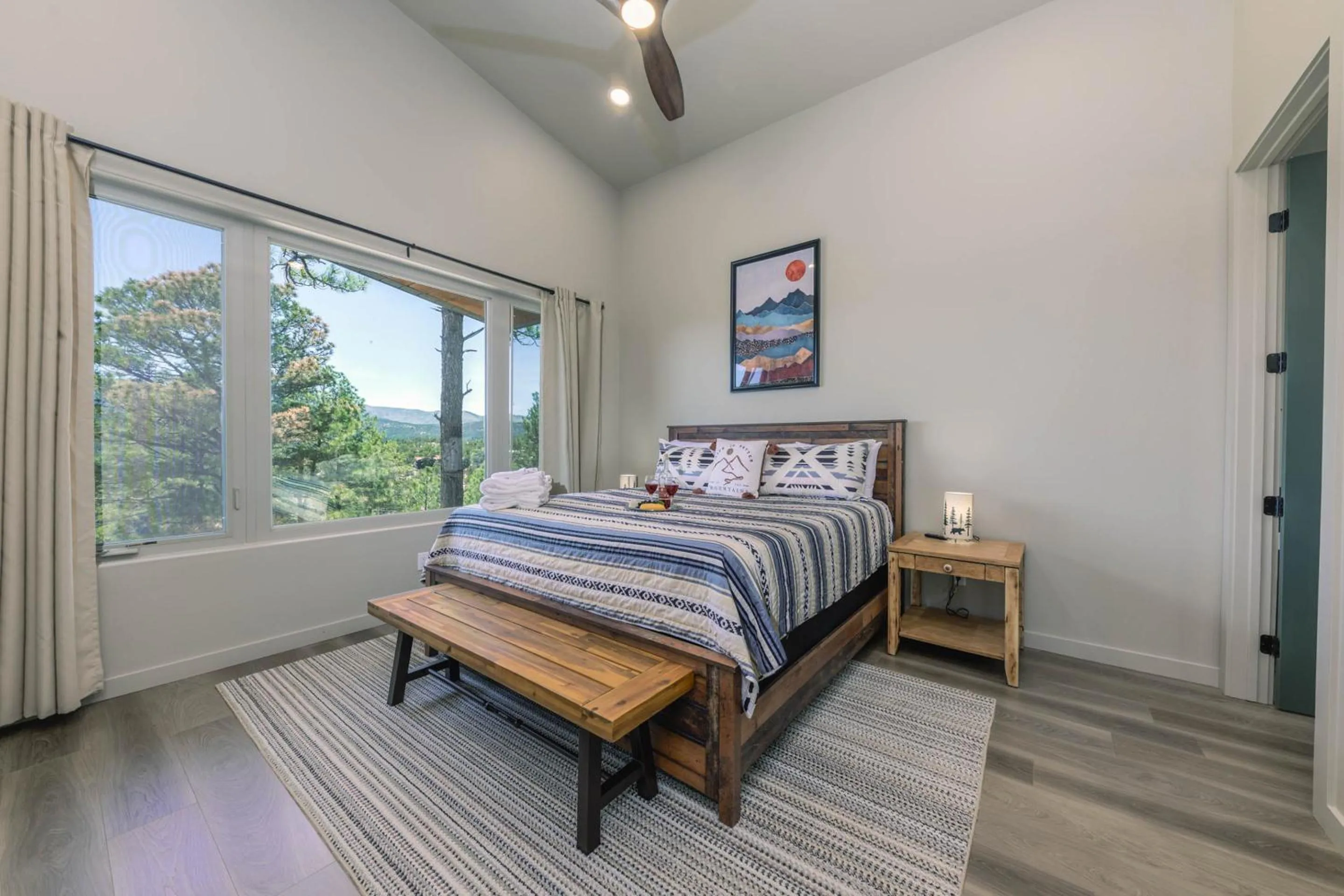 Property building, Bed in Viewtopia