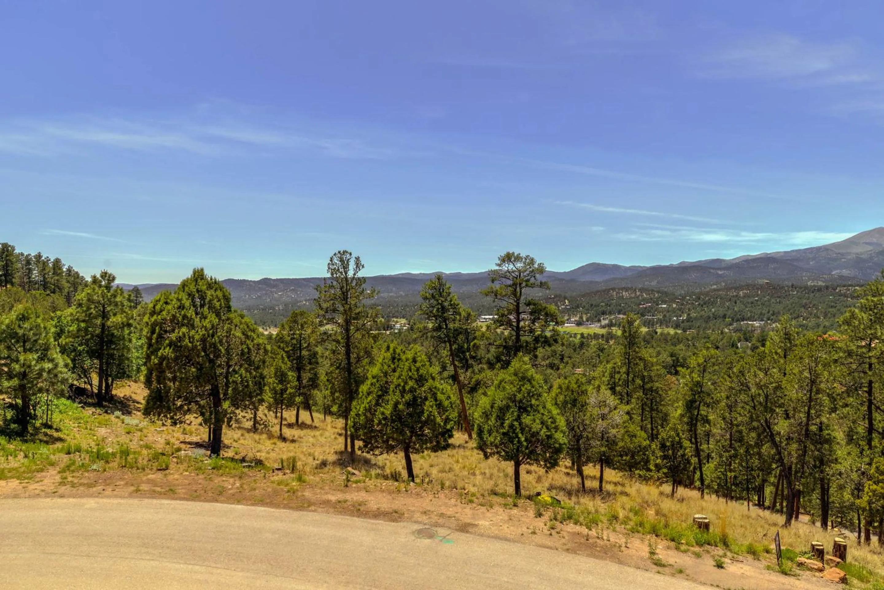 Property building in Viewtopia