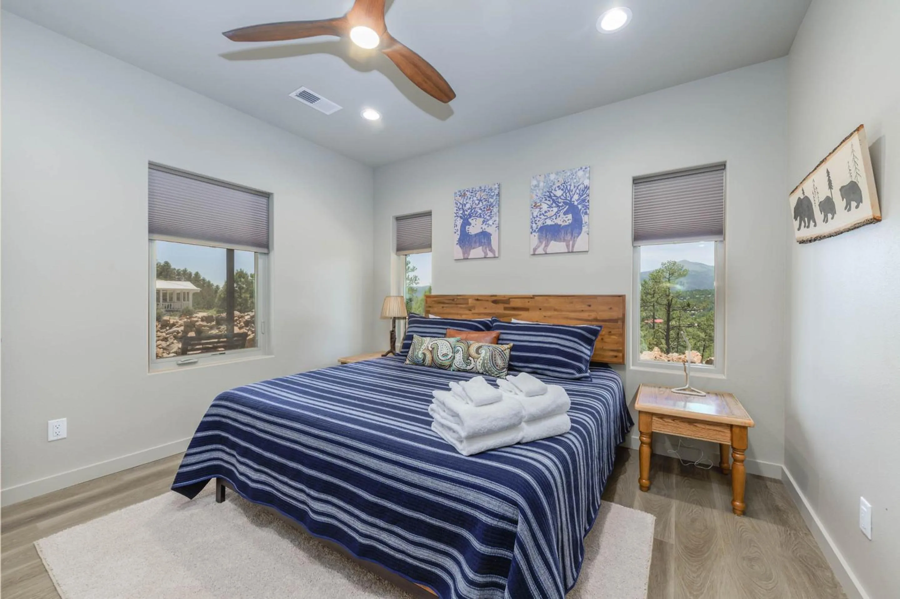 Property building, Bed in Viewtopia