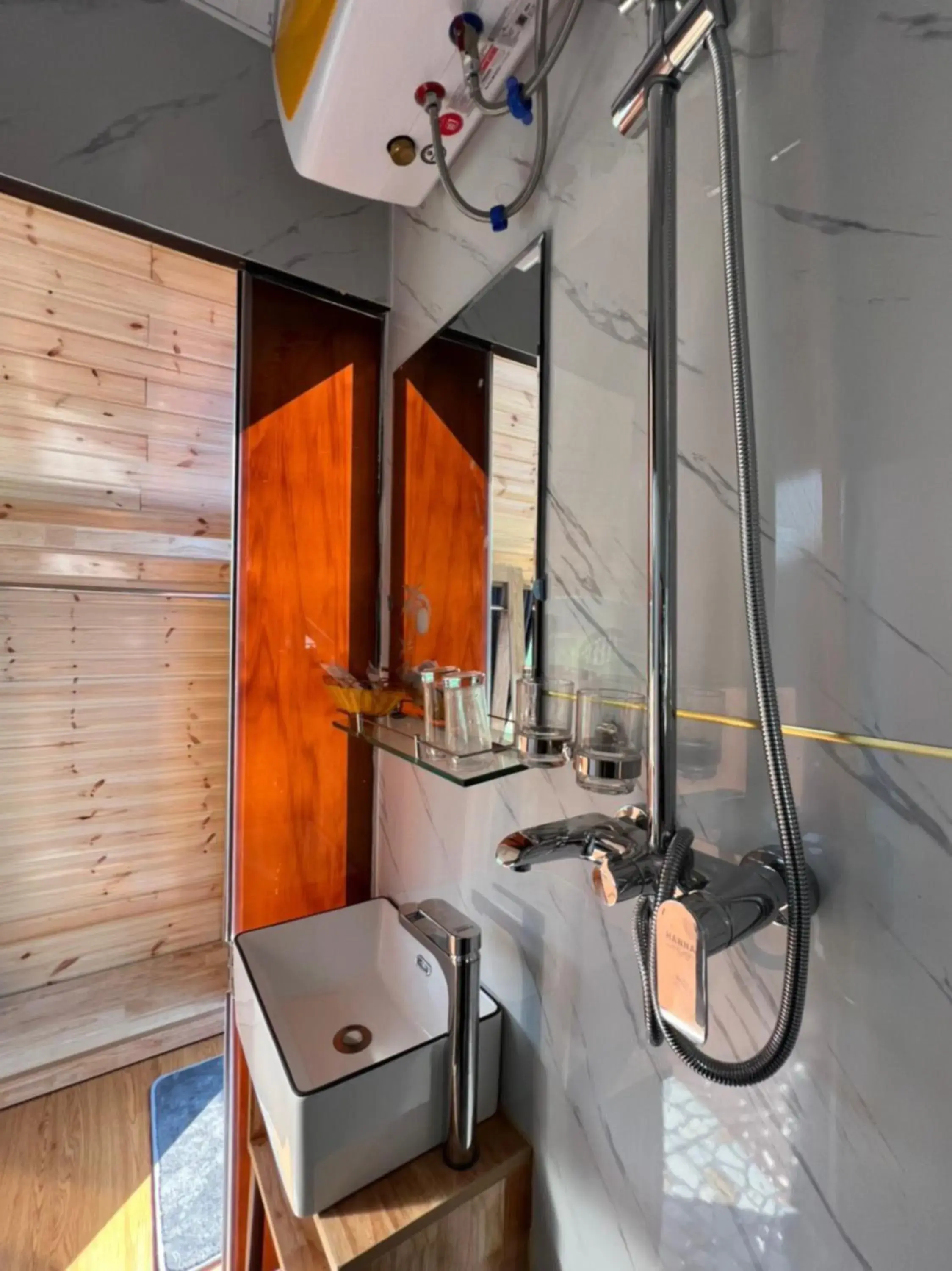 Bathroom in KHU DU LỊCH SINH THÁI HÒN MÁT Bathroom in KHU DU LỊCH SINH THÁI HÒN MÁT