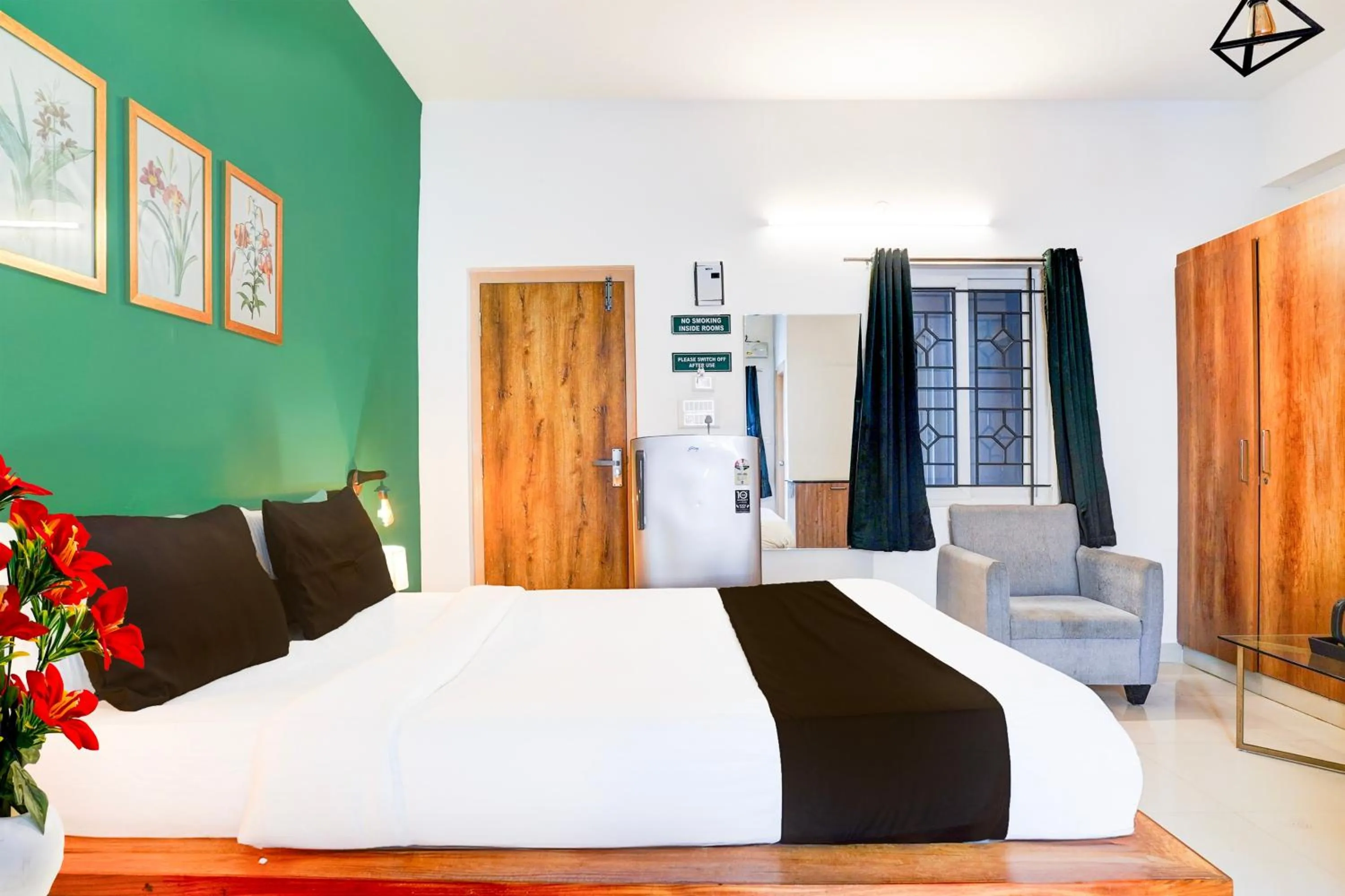 Bedroom, Bed in Super Collection O Sarjapura Road Kasavanahalli