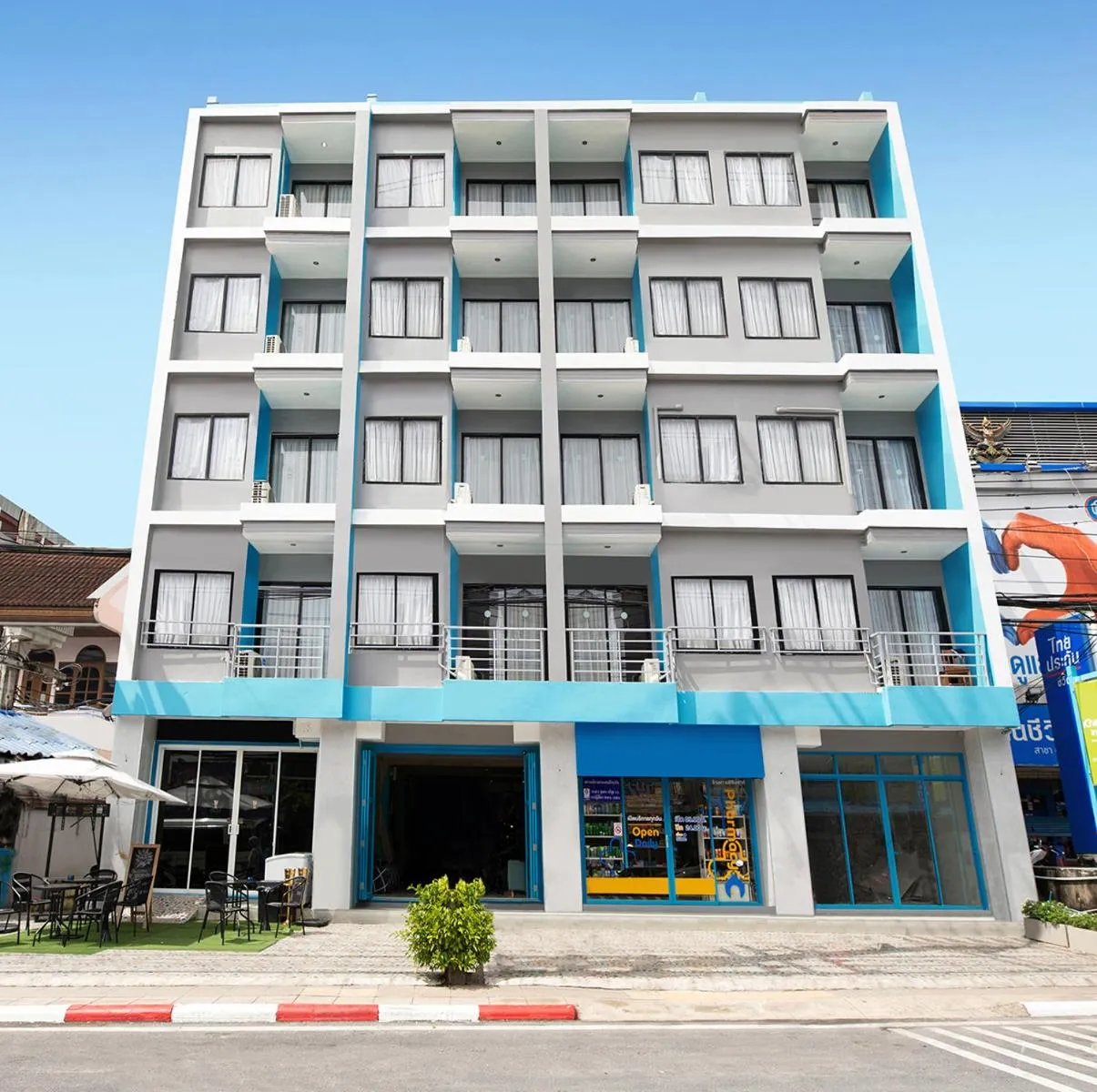 Property building in iCheck inn Chill Patong