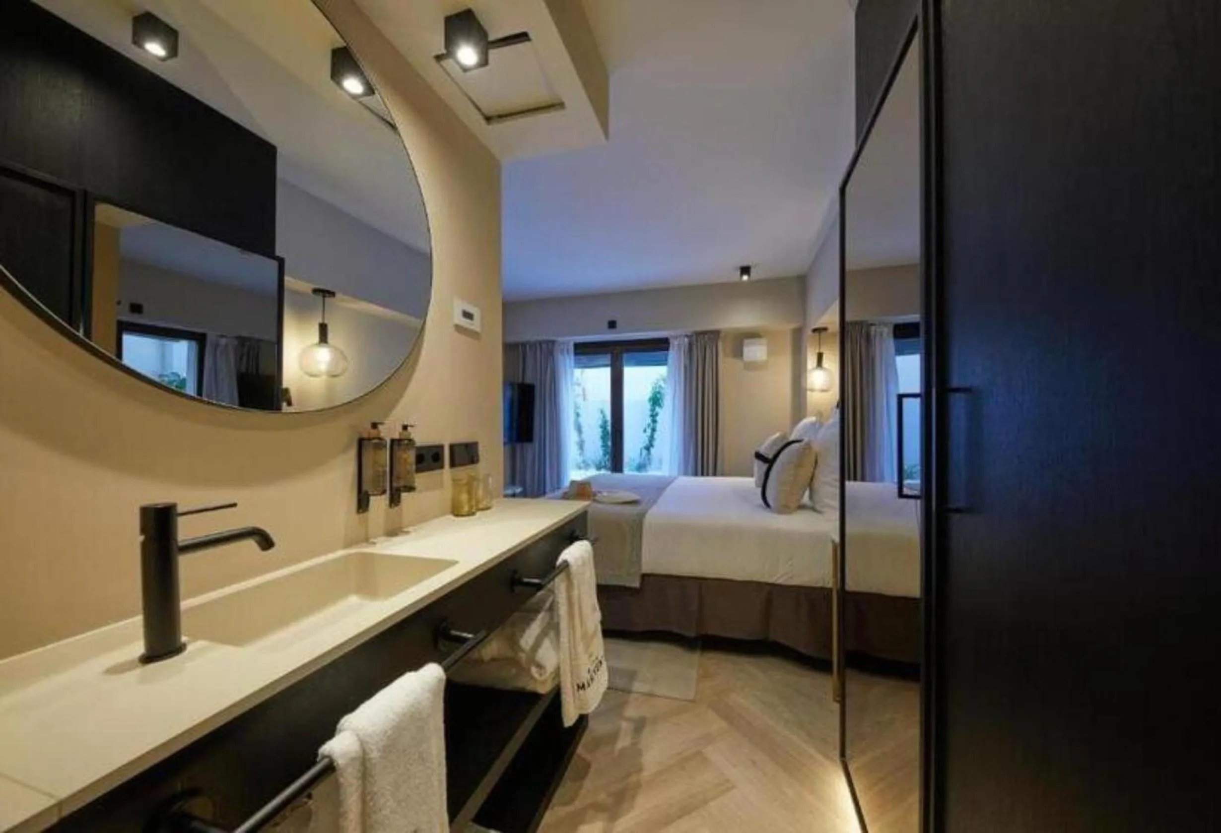 Bathroom, Bed in Belle Marivent Mediterranean Petit Hotel