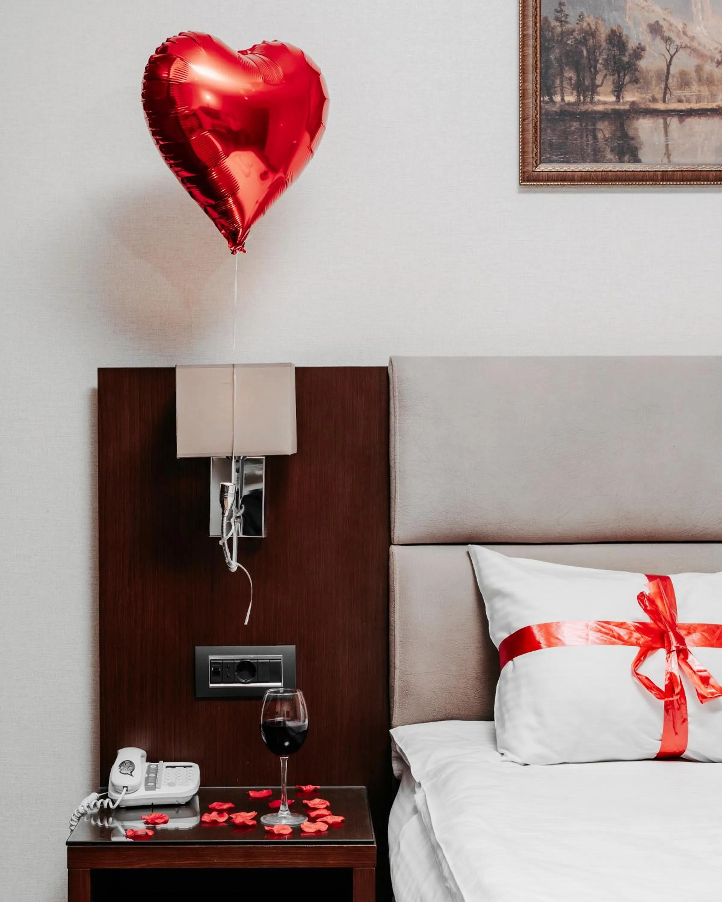 Bed in The Diamond Hotel Baku