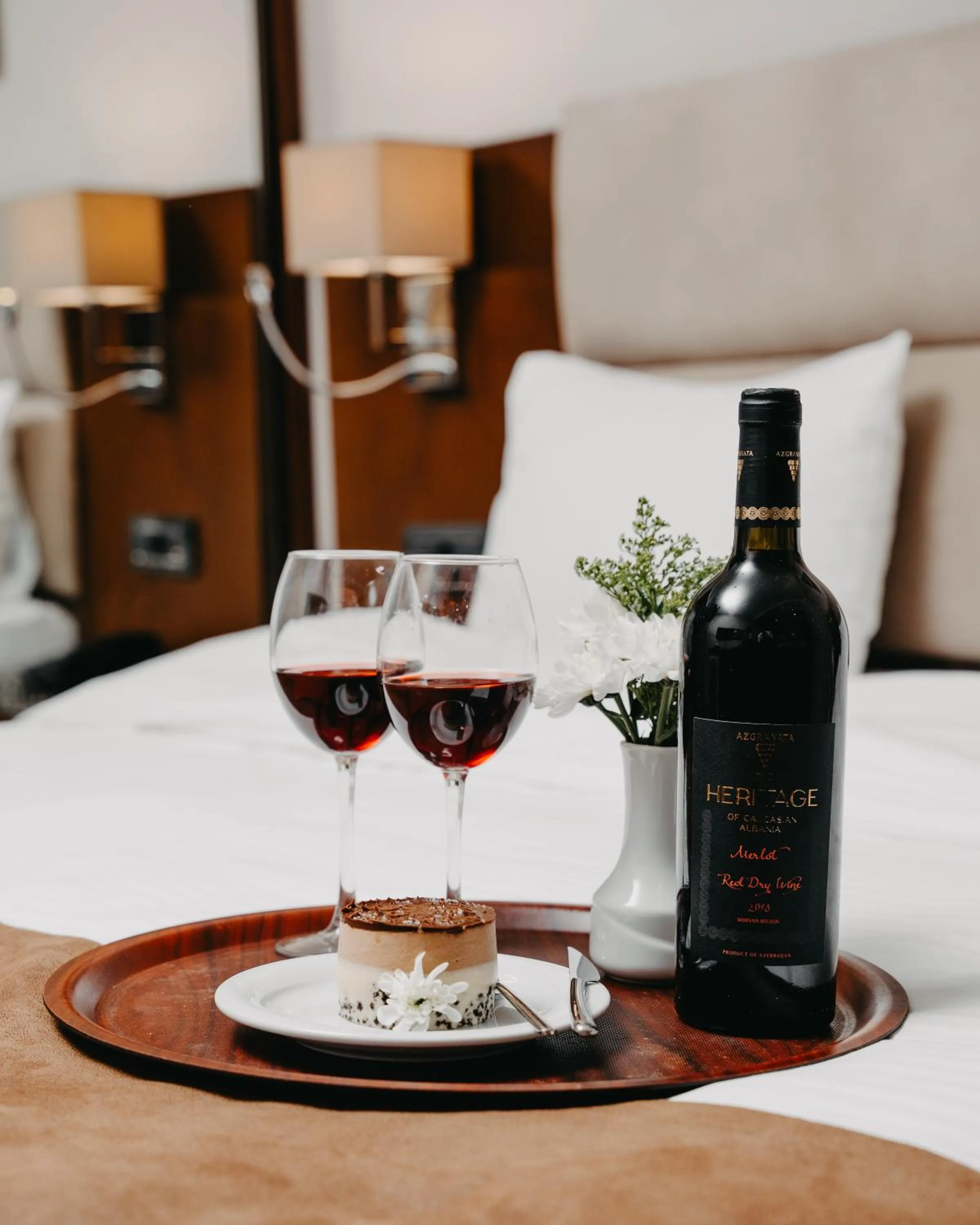 Bed, Drinks in The Diamond Hotel Baku