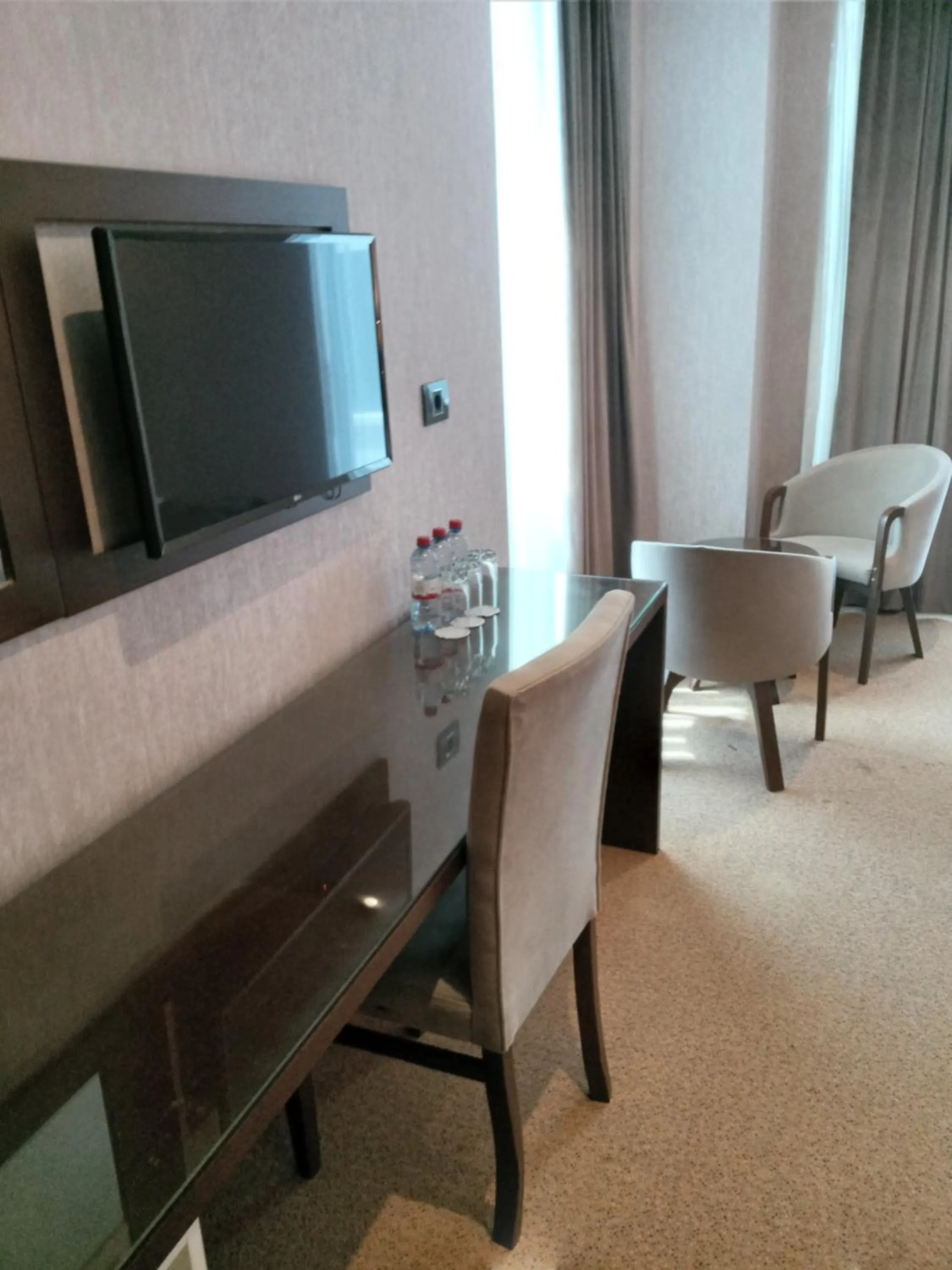 TV and multimedia, TV/Entertainment Center in The Diamond Hotel Baku