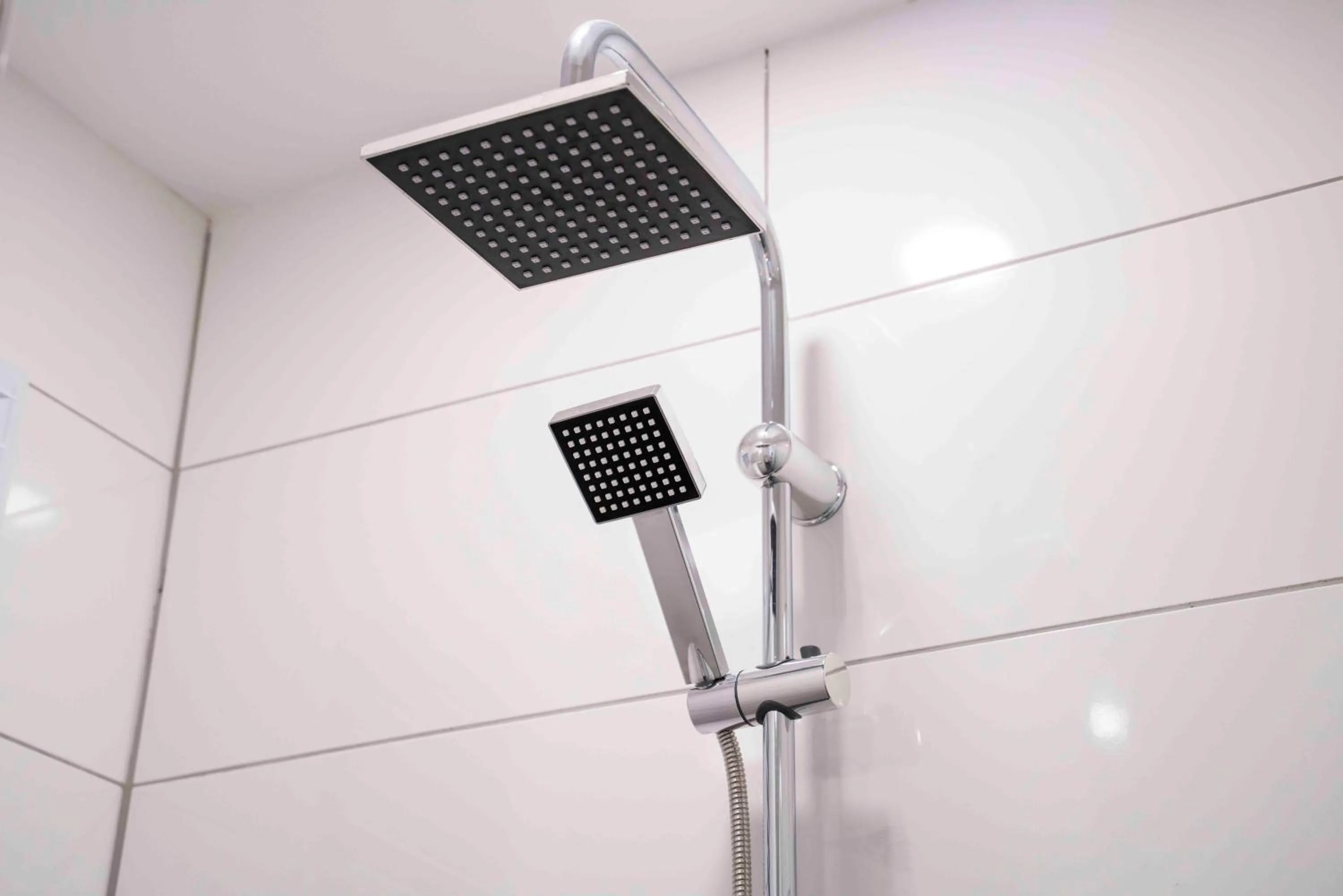 Shower in Kamkat Otel